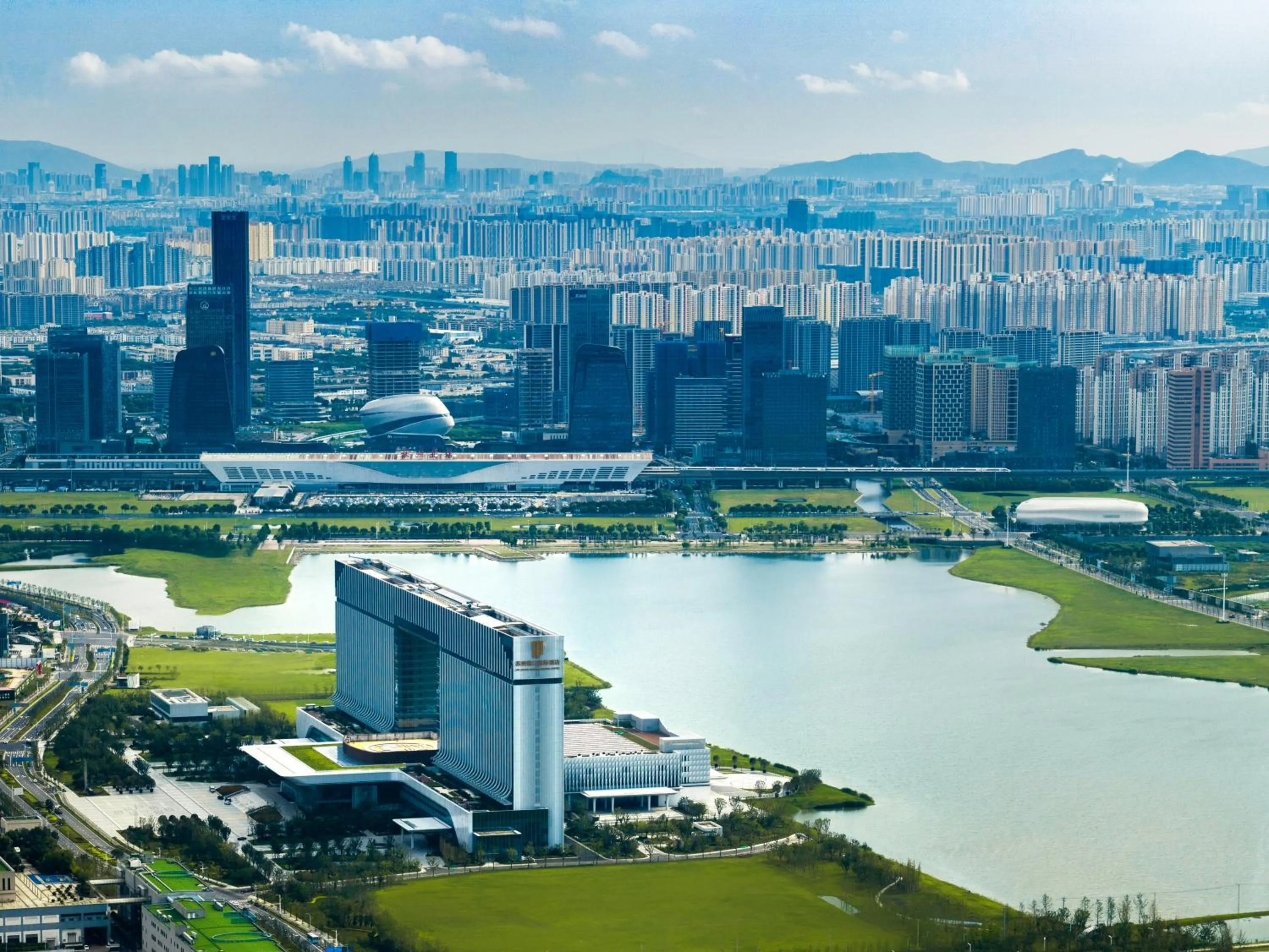 Day in Suzhou International Conference Hotel