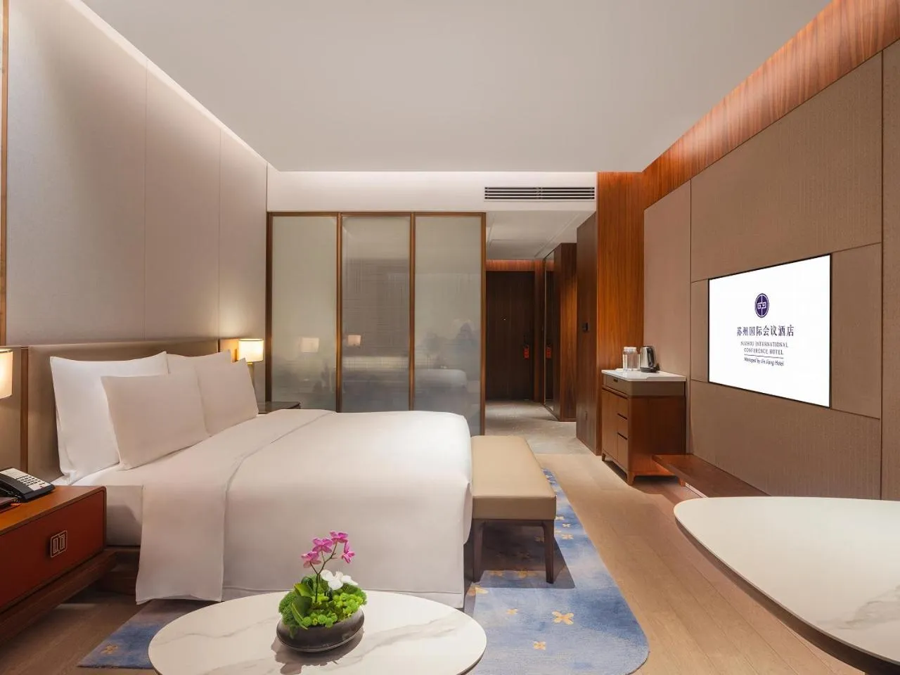 Bed in Suzhou International Conference Hotel