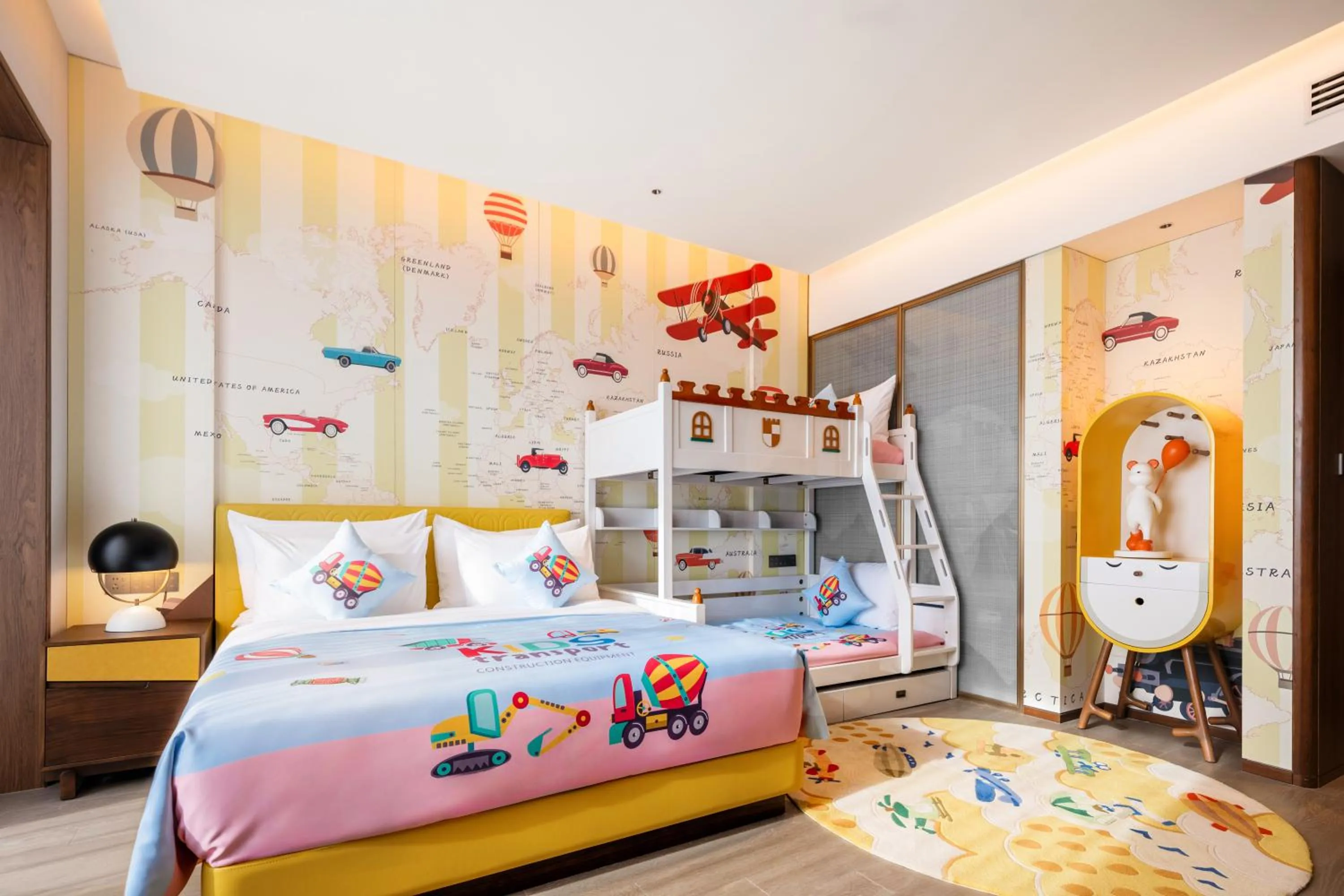 Bedroom, Bed in Suzhou International Conference Hotel