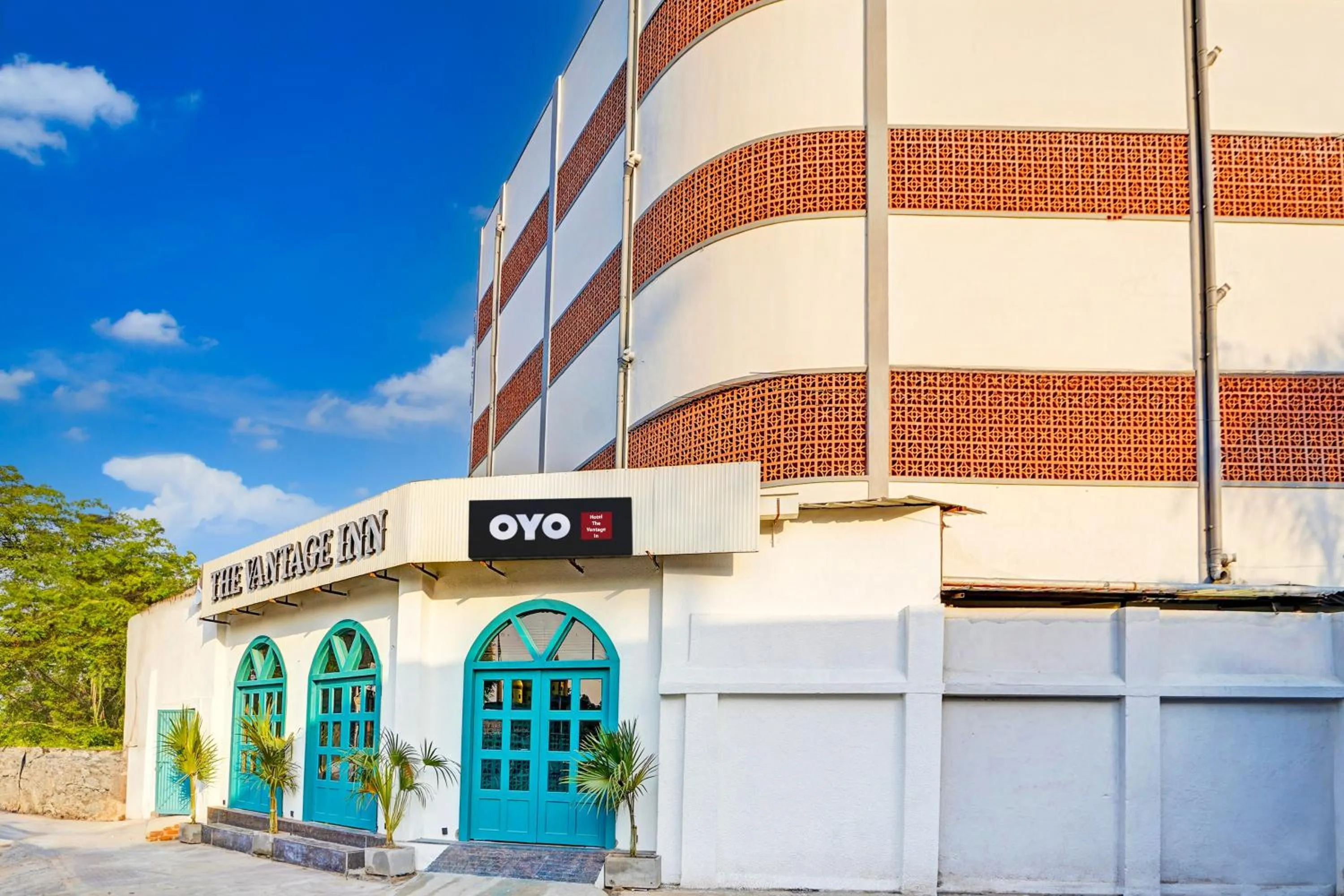Facade/entrance in Hotel O THE VANTAGE INN