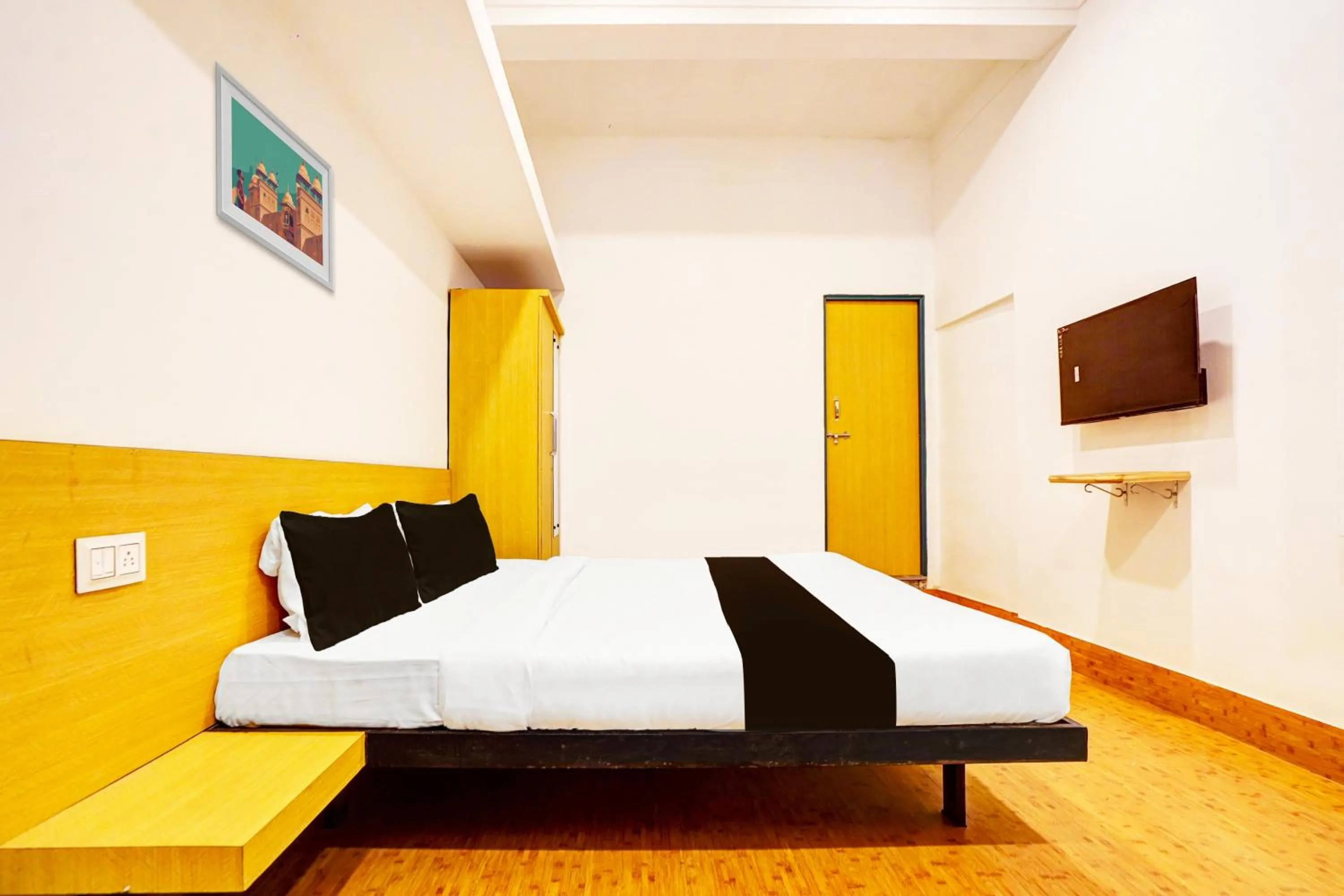 Bedroom, Bed in Super Hotel O THE VANTAGE INN