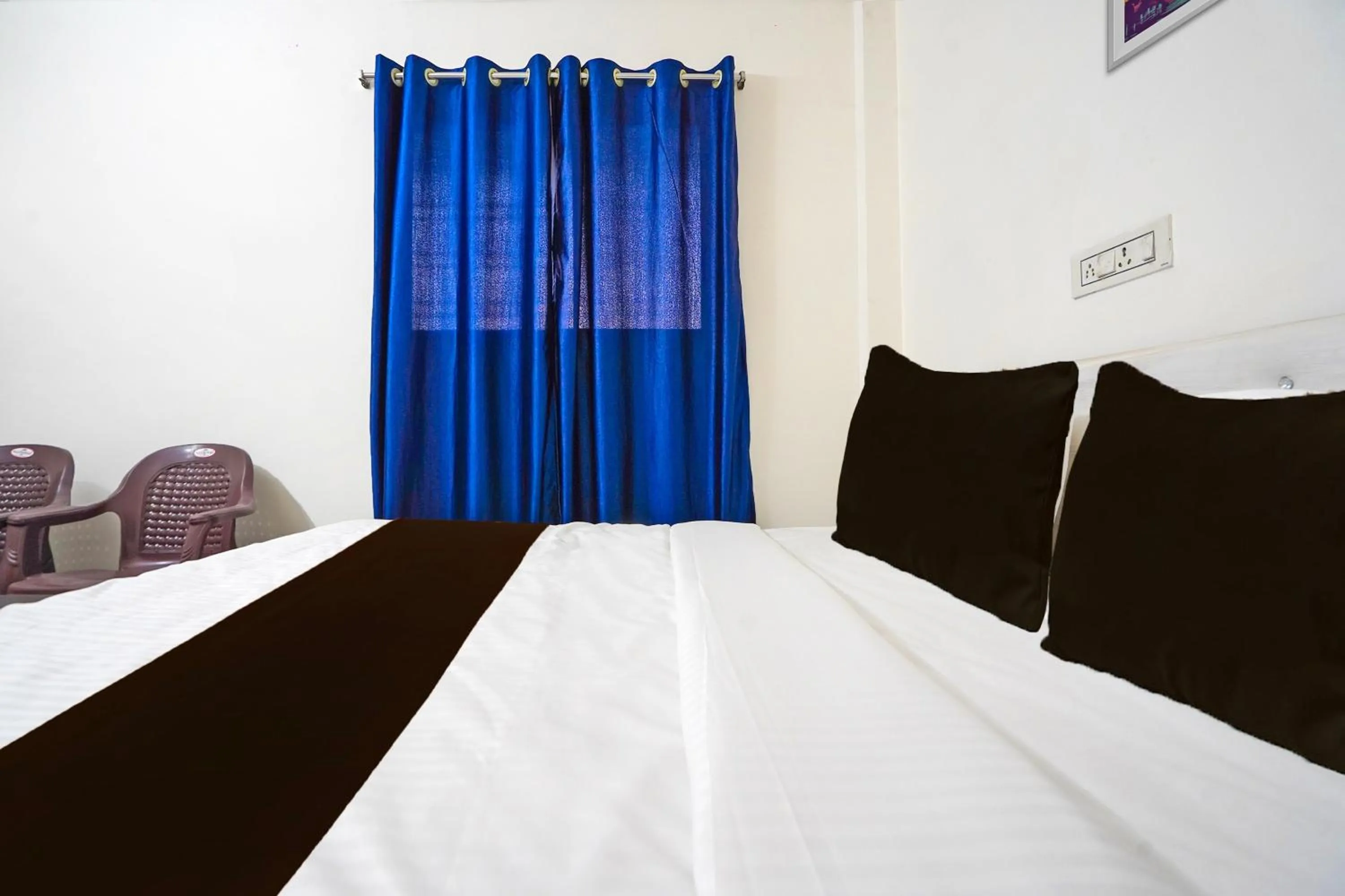 Bedroom, Bed in Hotel O Airport Imperial