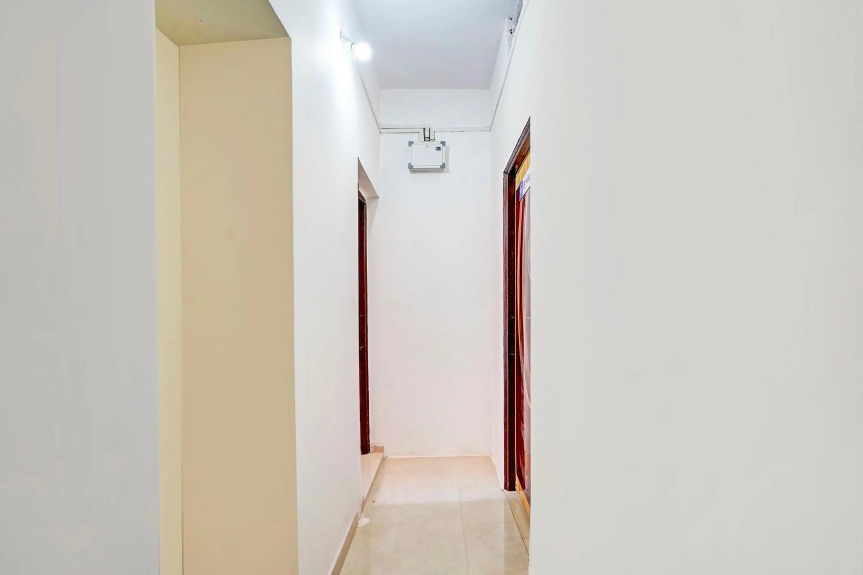 Lobby or reception in Hotel O Airport Imperial