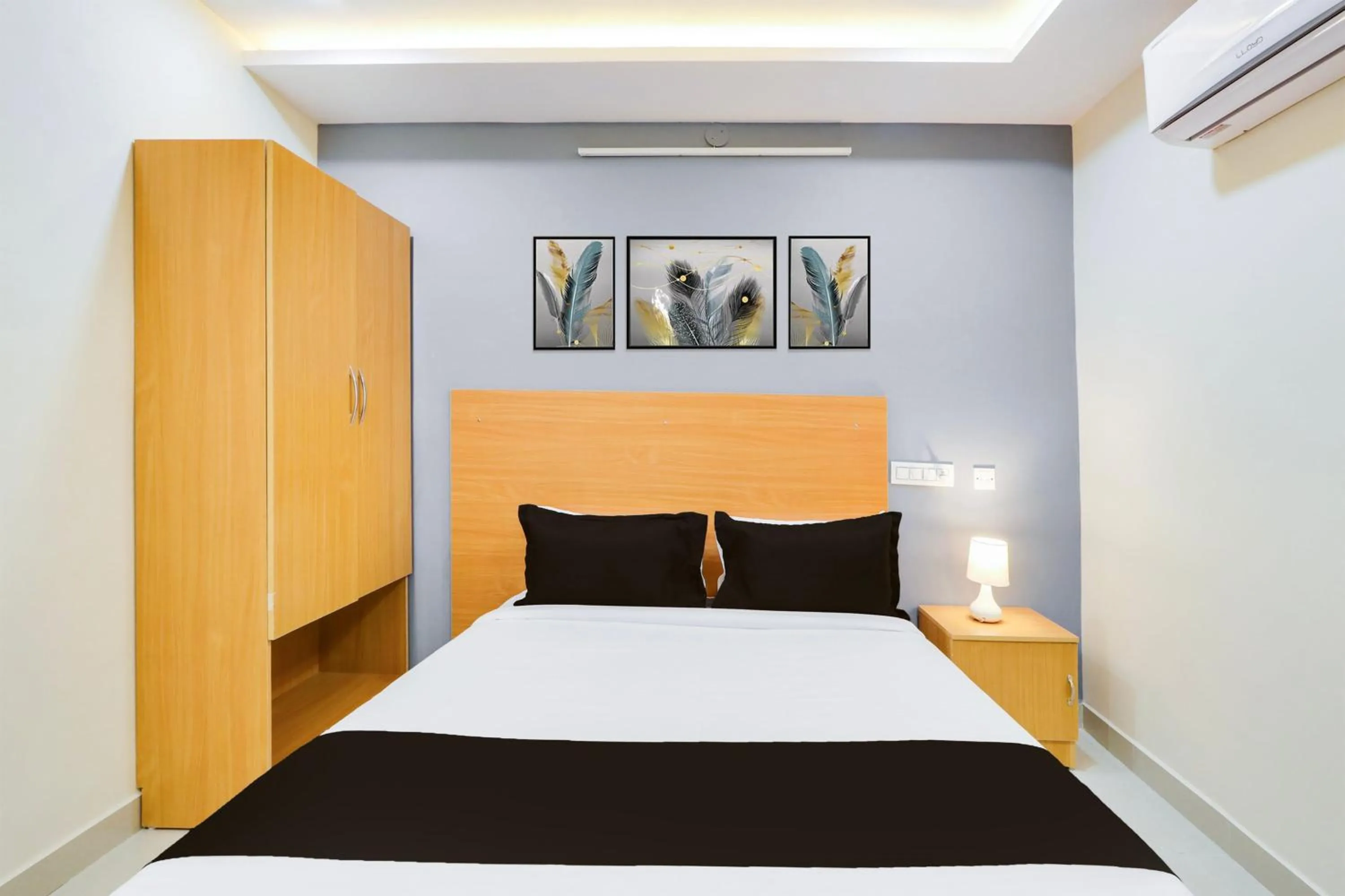 Bedroom, Bed in Super Townhouse Gachibowli Near Sky View