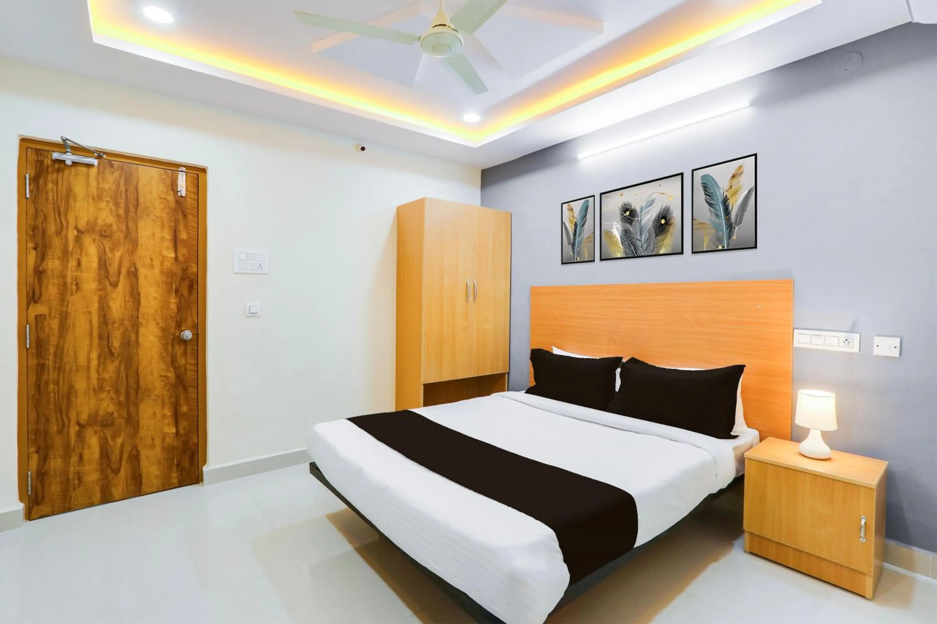 Bedroom, Bed in Super Townhouse Gachibowli Near Sky View