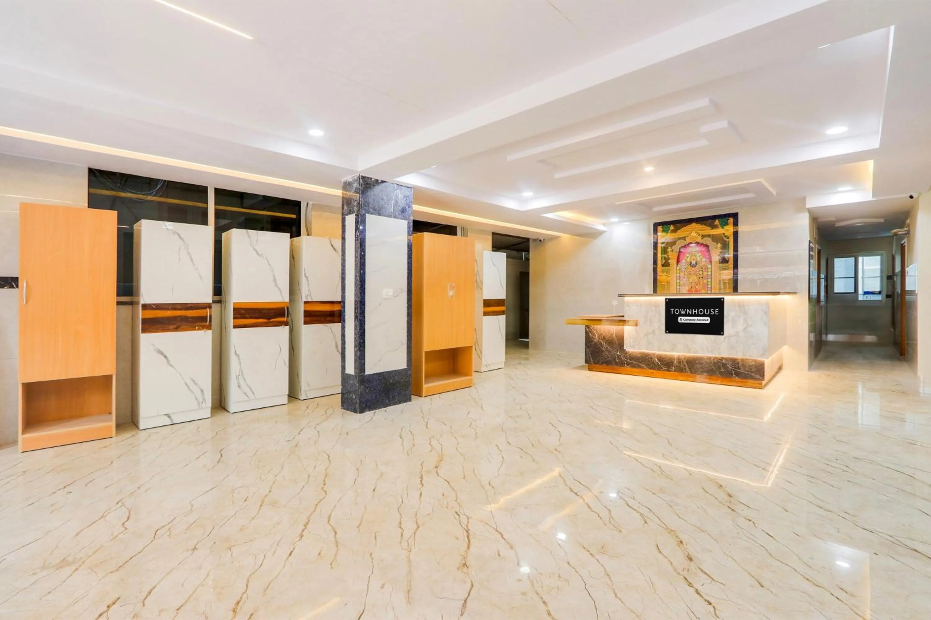 Lobby or reception in Super Townhouse Gachibowli Near Sky View