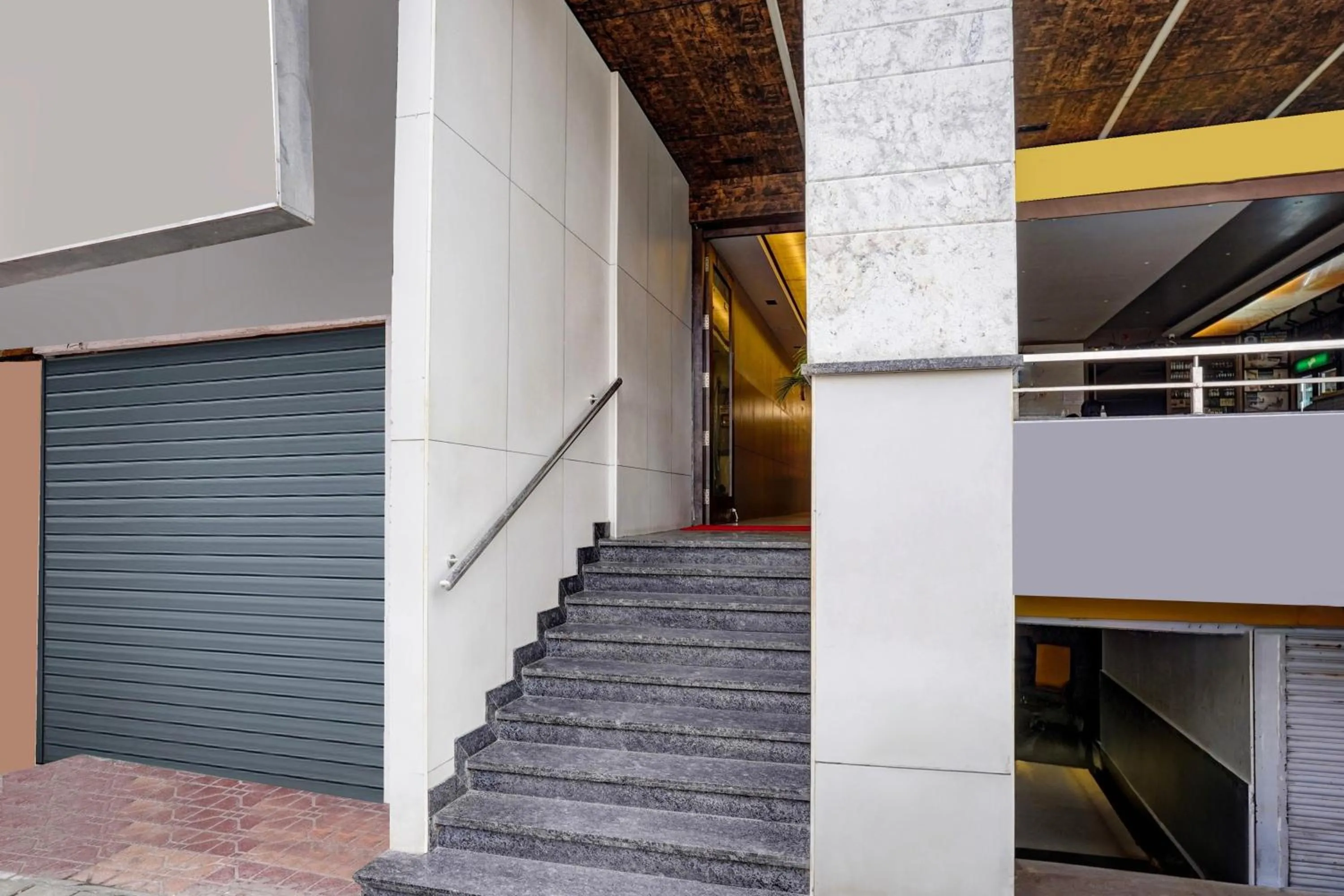 Facade/entrance in Super Collection O Metro Park Opposite Kalasipalya Bus stand