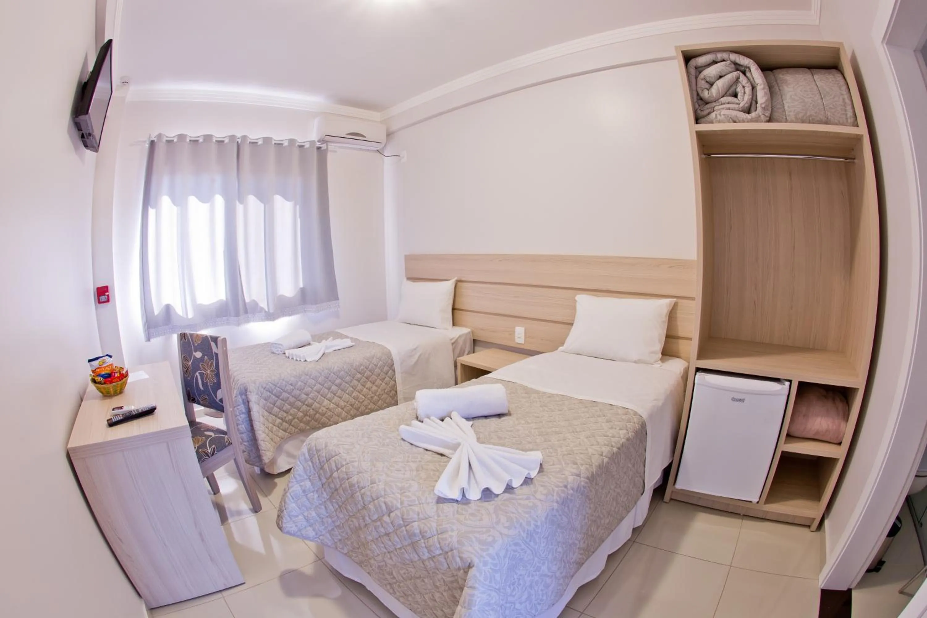 Bedroom, Bed in North Hotel - Aeroporto