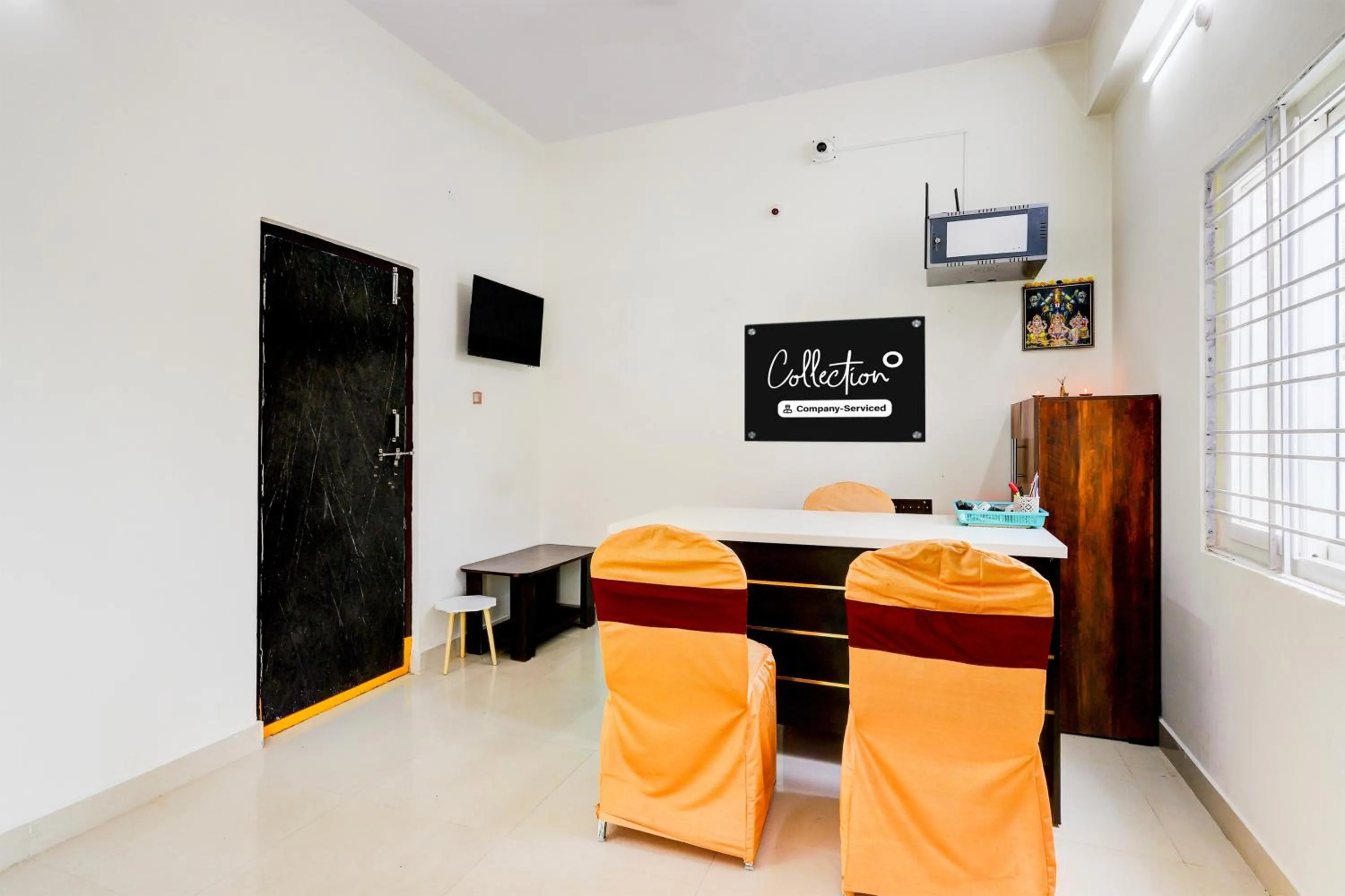 Lobby or reception, Bed in Super Collection O Vanasthalipuram