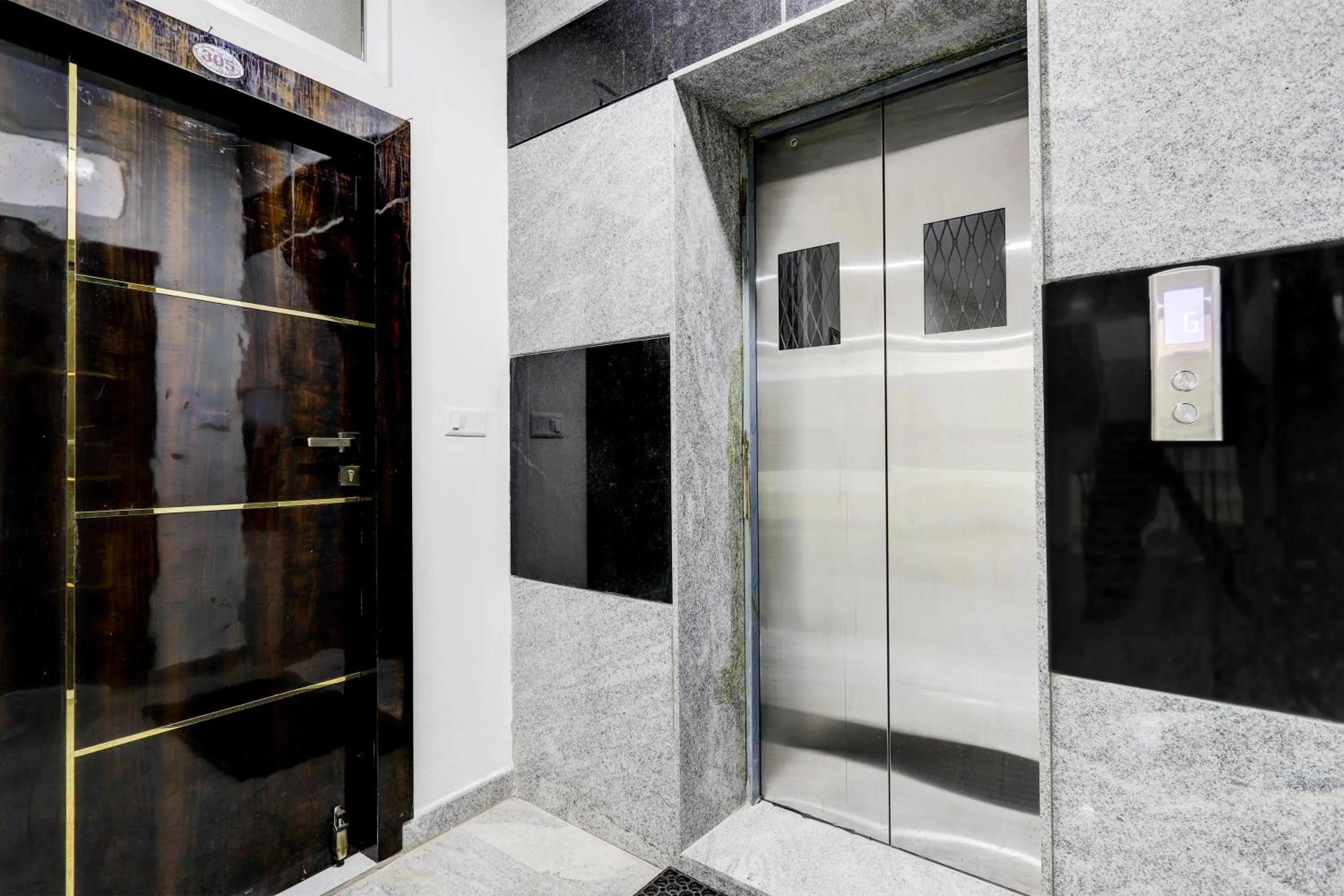 Lobby or reception in Super Collection O Vanasthalipuram