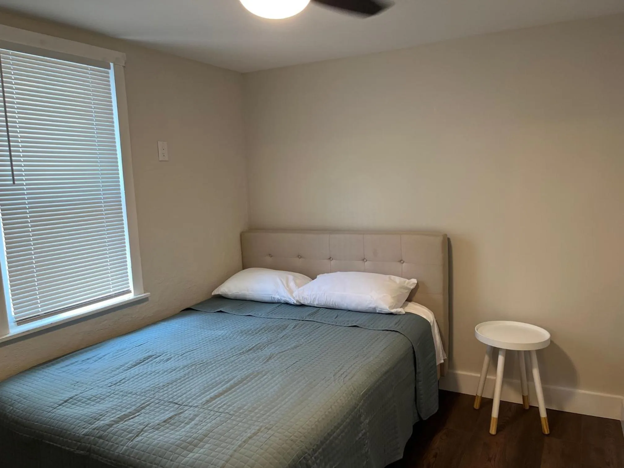 Bed in Brooklyn Beach Club