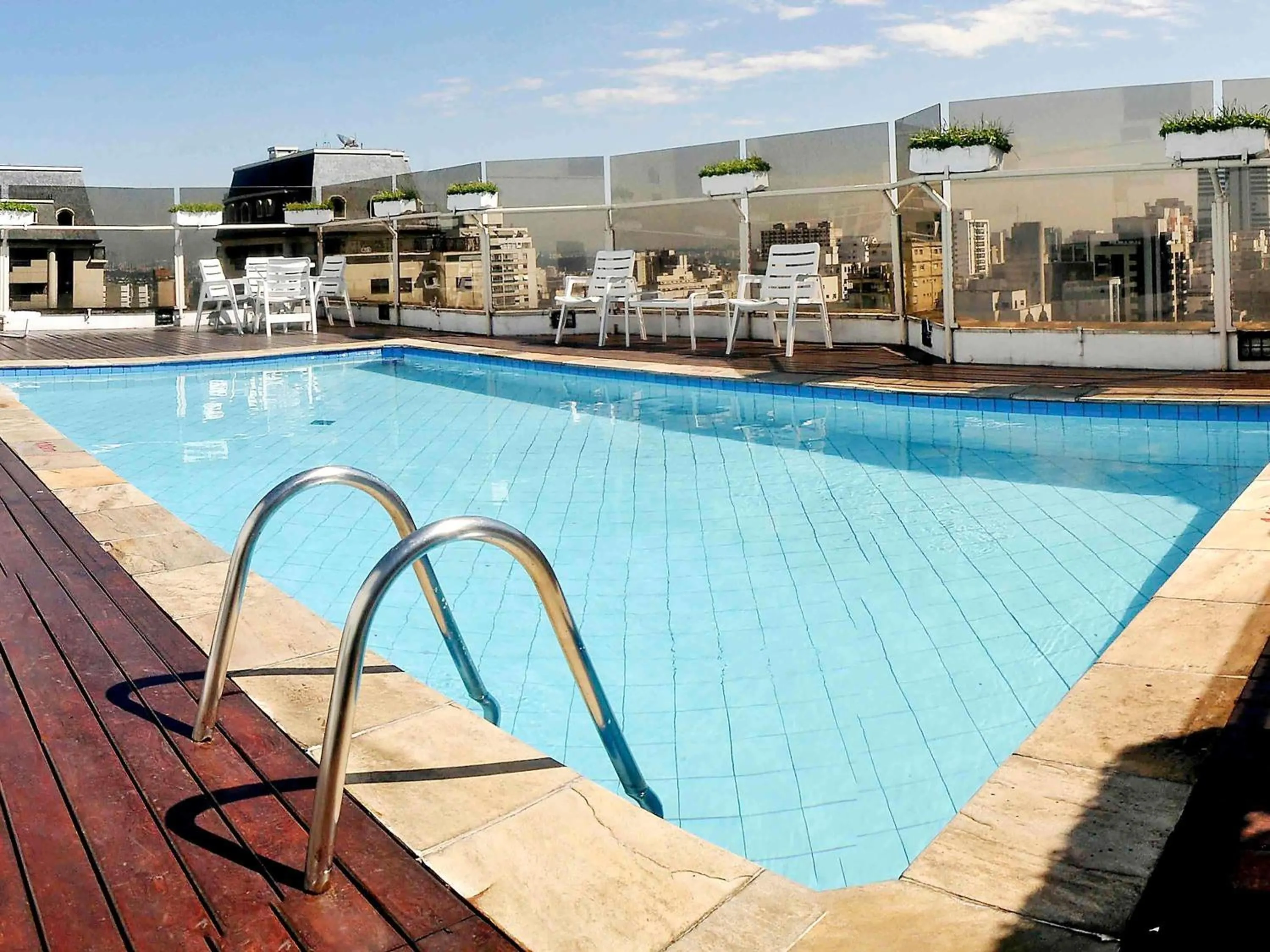 Pool view in Mercure Sao Paulo Alamedas