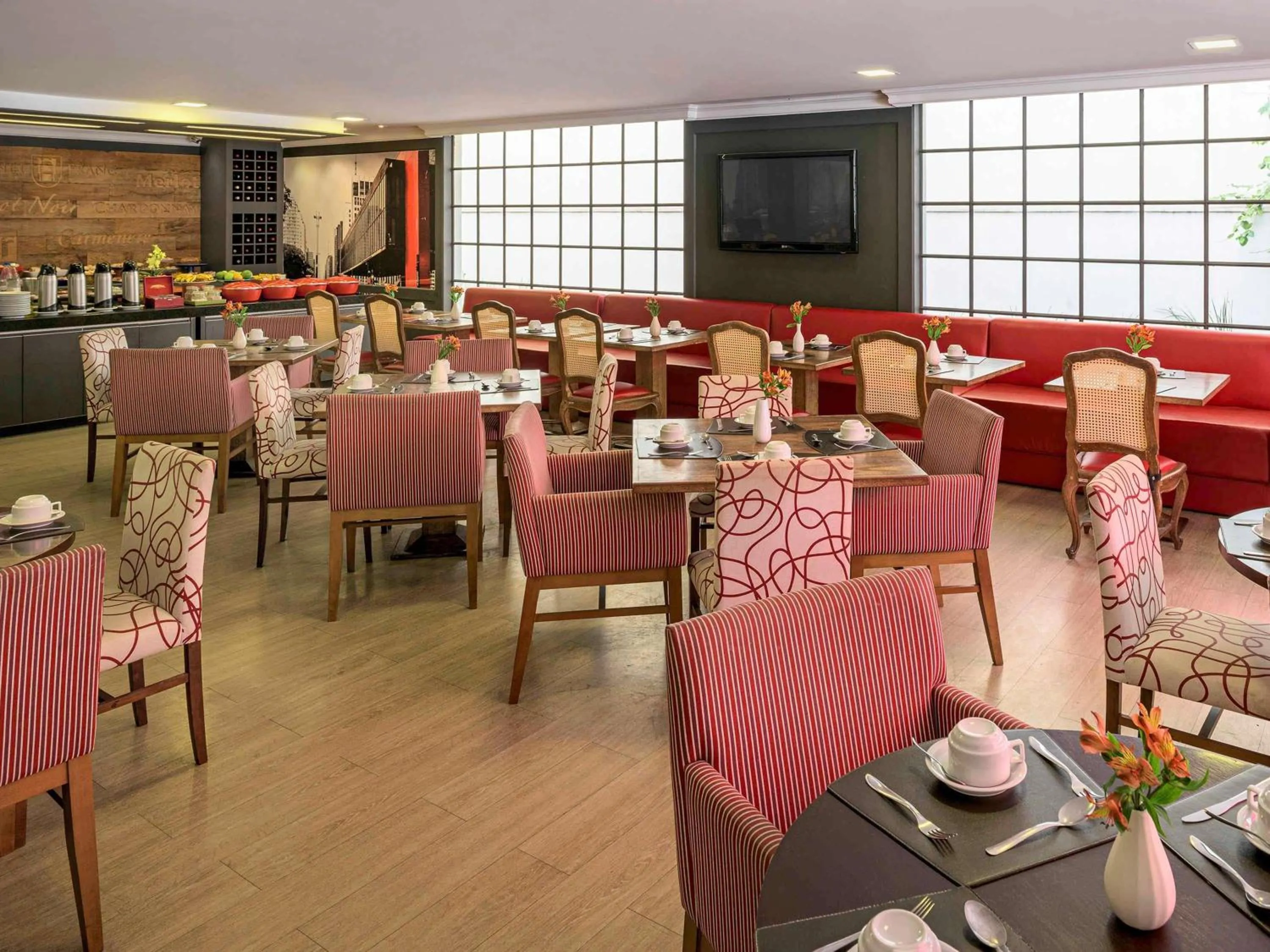 Restaurant/places to eat in Mercure Sao Paulo Alamedas