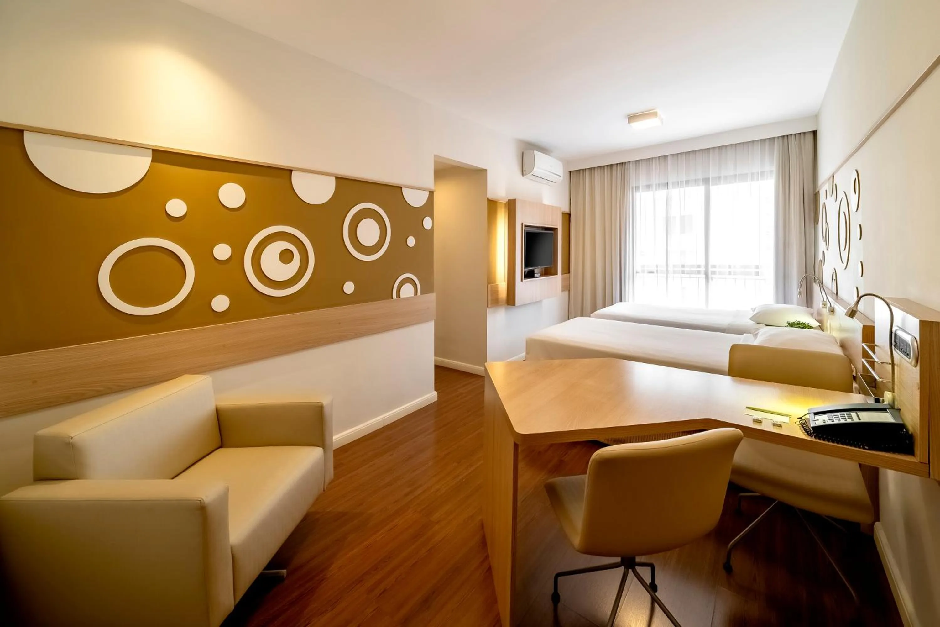 Photo of the whole room, Bed in Mercure Sao Paulo Alamedas