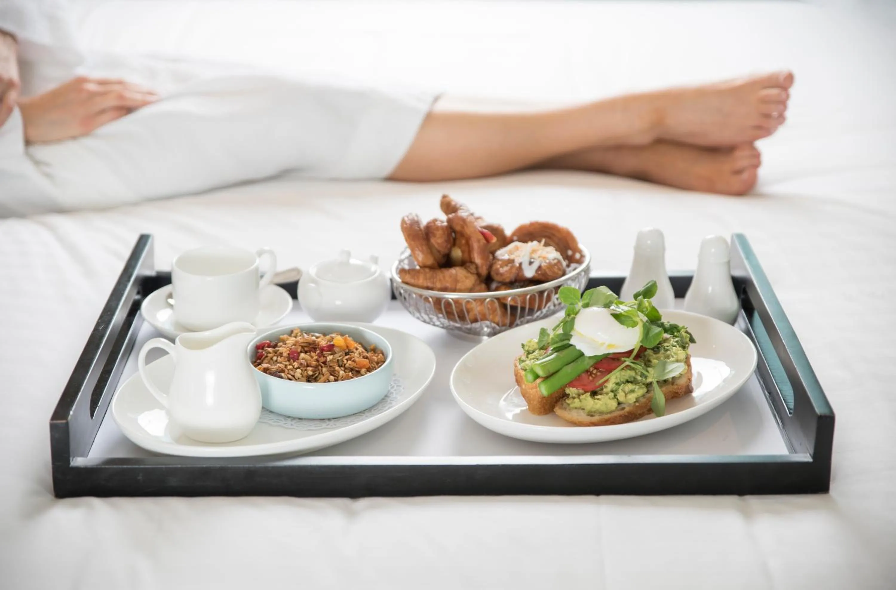 Food and drinks in Mayfair Hotel Adelaide by IHG