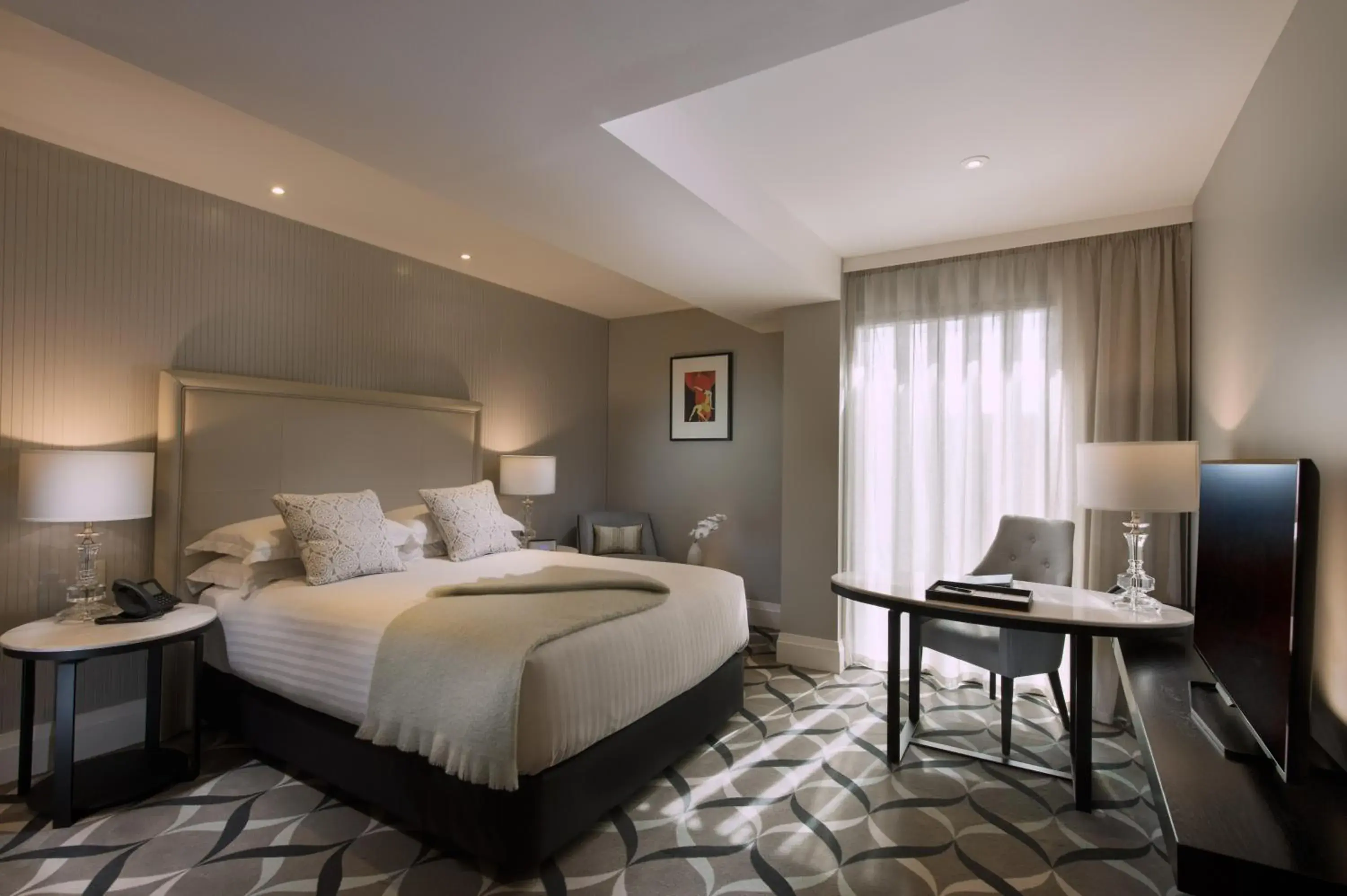 Executive Queen Room - single occupancy in Mayfair Hotel Executive Queen Room - single occupancy in Mayfair Hotel