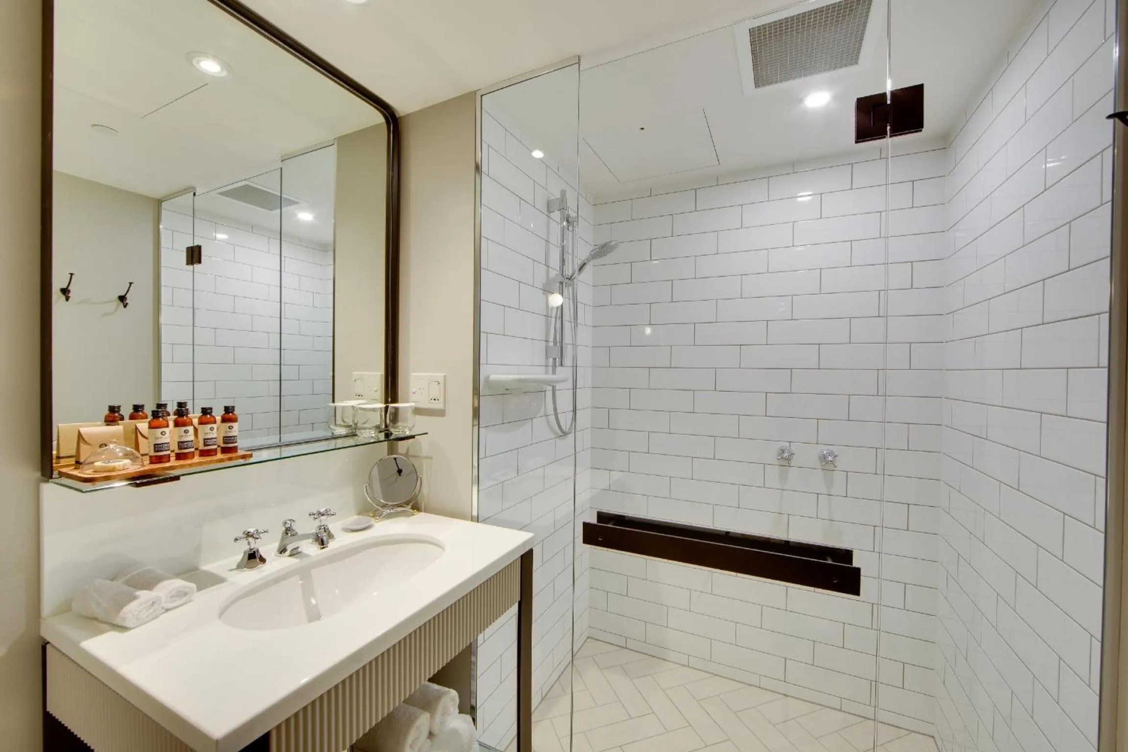 Bathroom in Mayfair Hotel Adelaide by IHG
