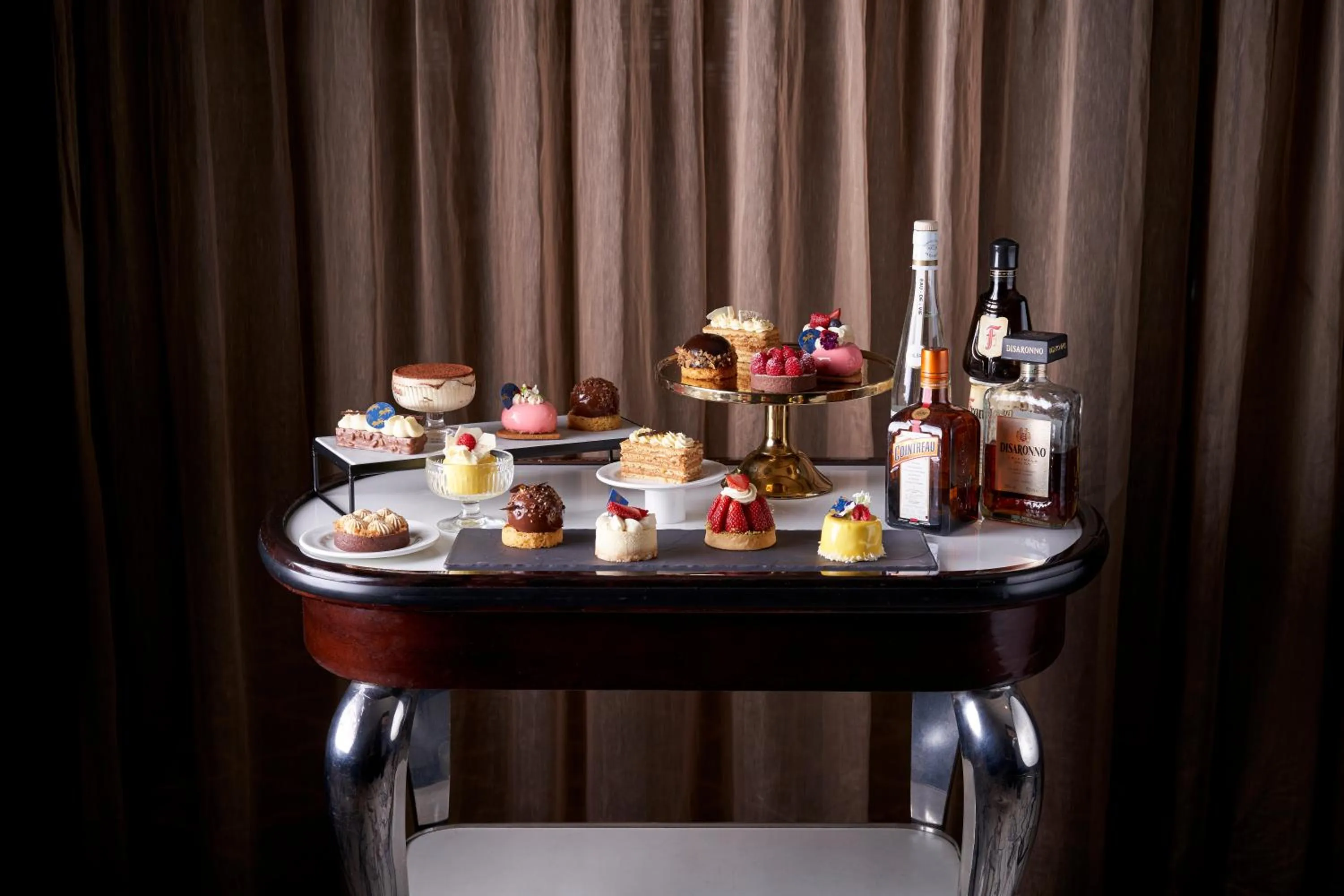 Restaurant/places to eat in Mayfair Hotel Adelaide by IHG