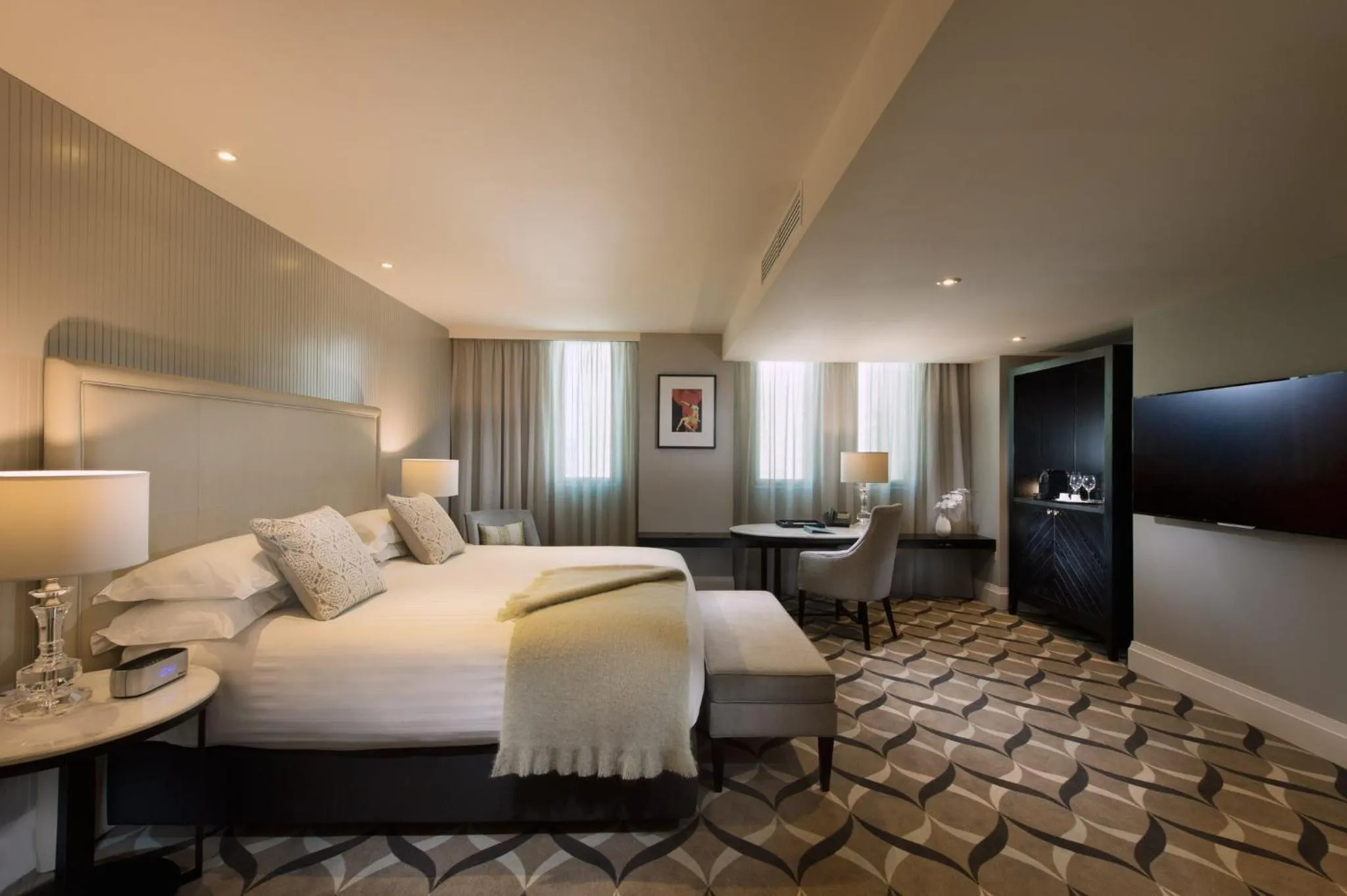 Photo of the whole room, Bed in Mayfair Hotel Adelaide by IHG