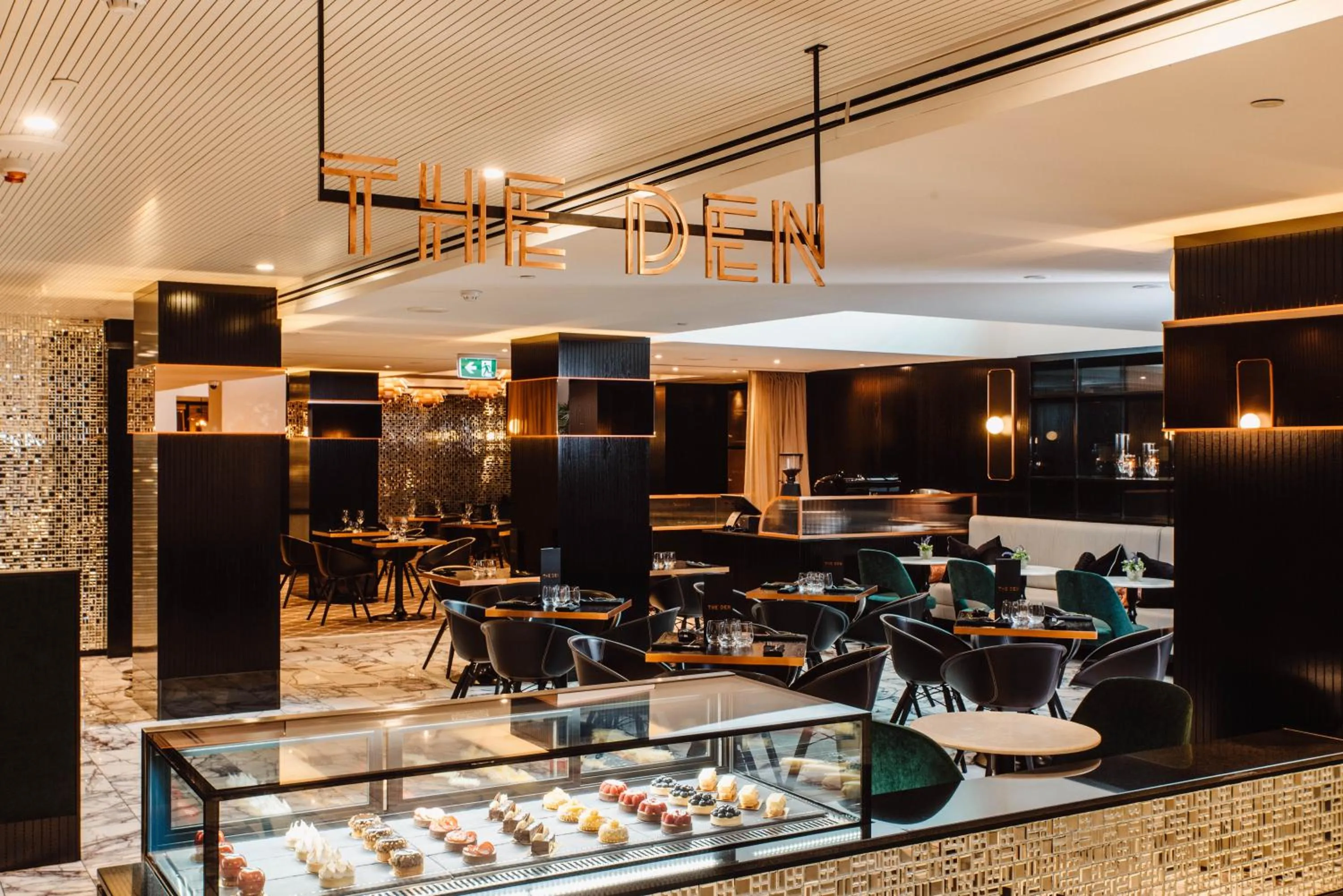 Restaurant/places to eat in Mayfair Hotel Adelaide by IHG