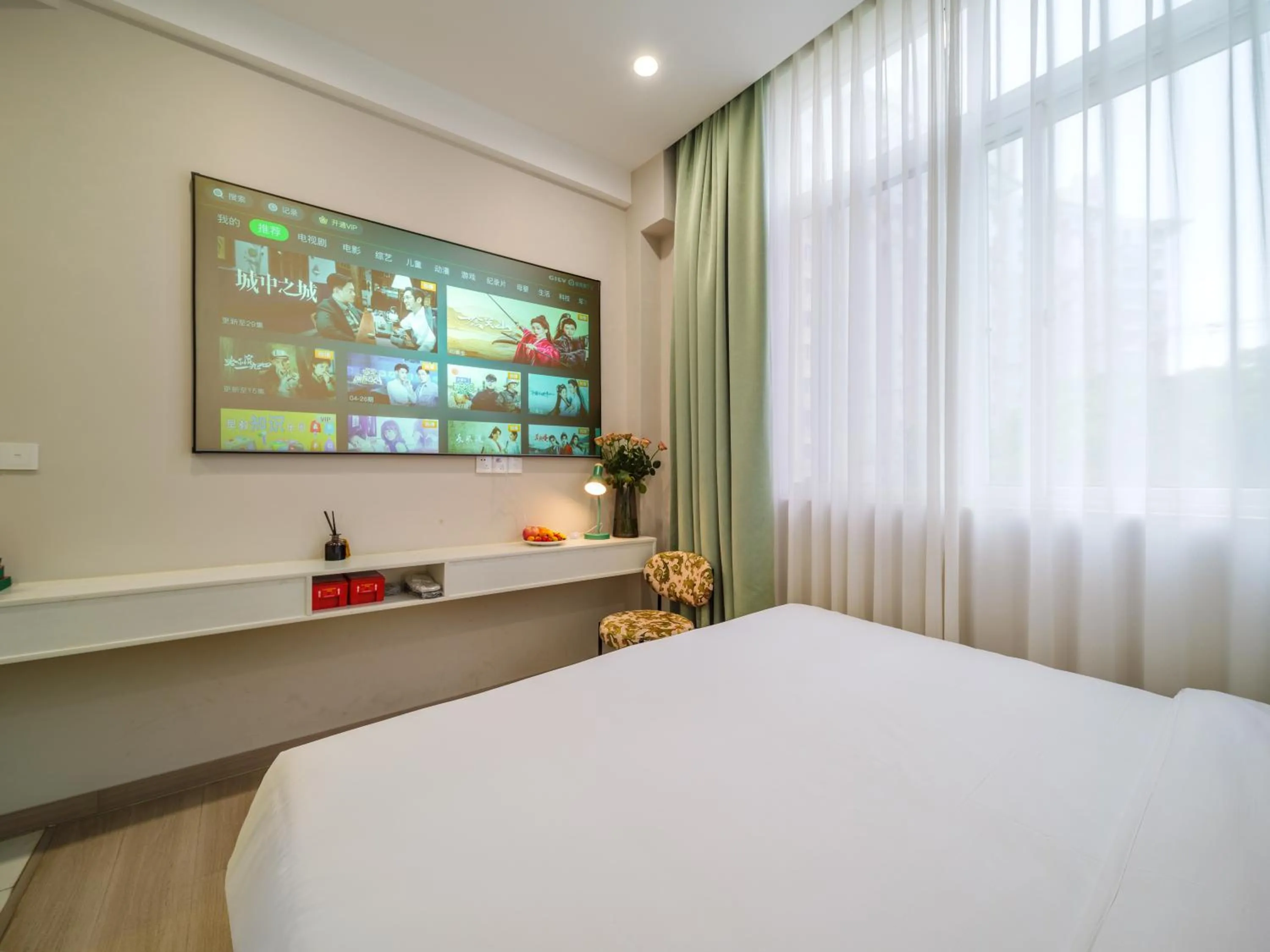 TV and multimedia, Bed in Orient Rose International Hotel