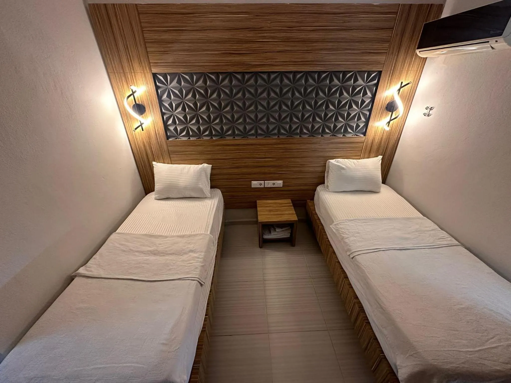 Photo of the whole room, Bed in Royal Ezel Hotel