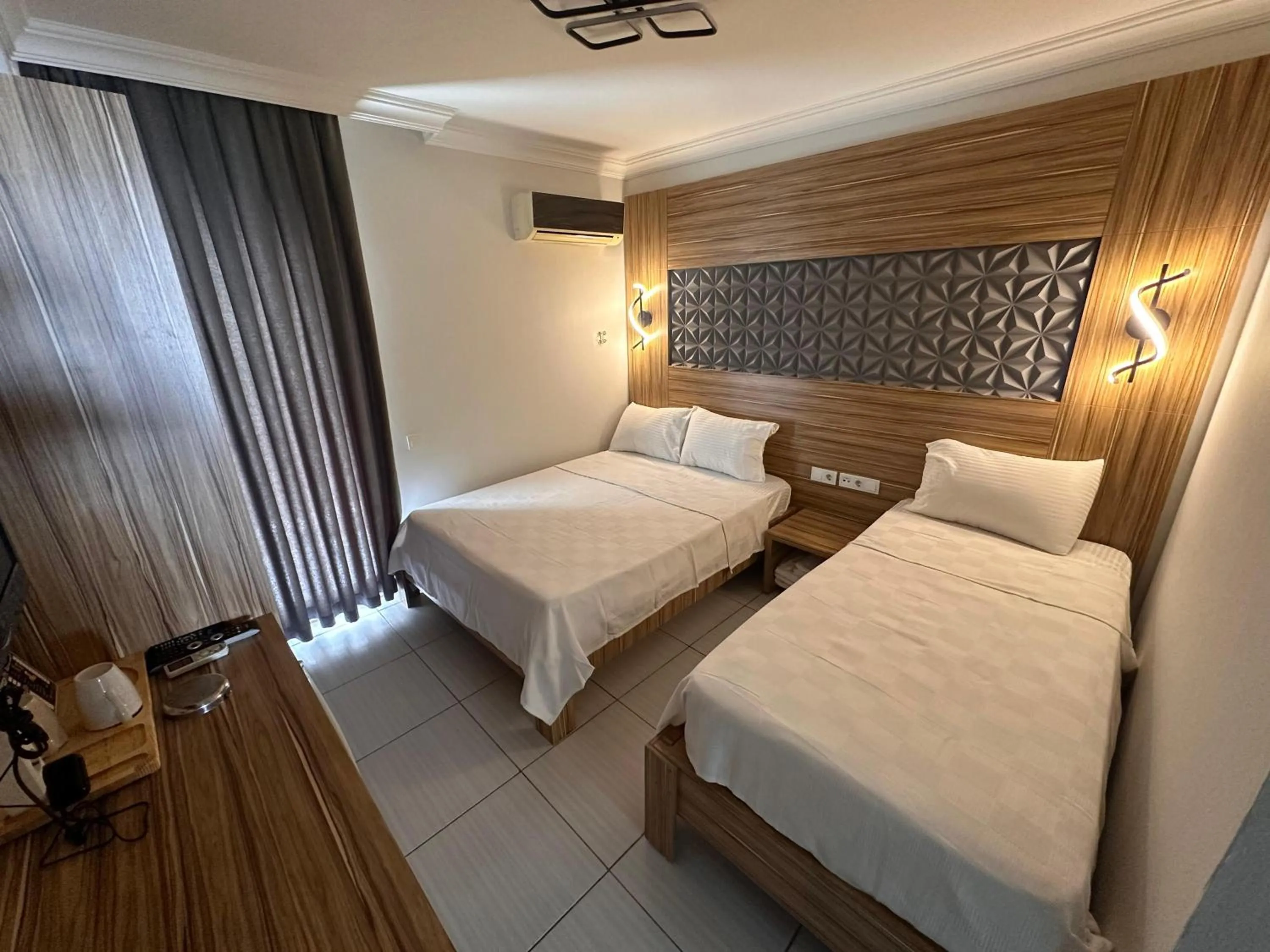 Photo of the whole room, Bed in Royal Ezel Hotel