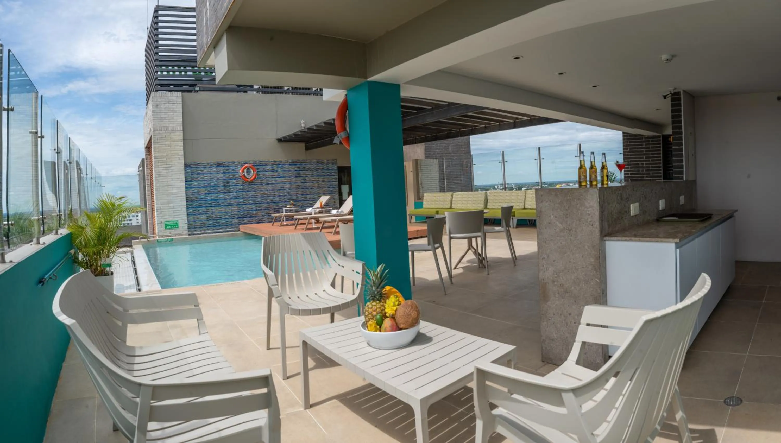 Swimming pool in Holiday Inn Express Yopal by IHG