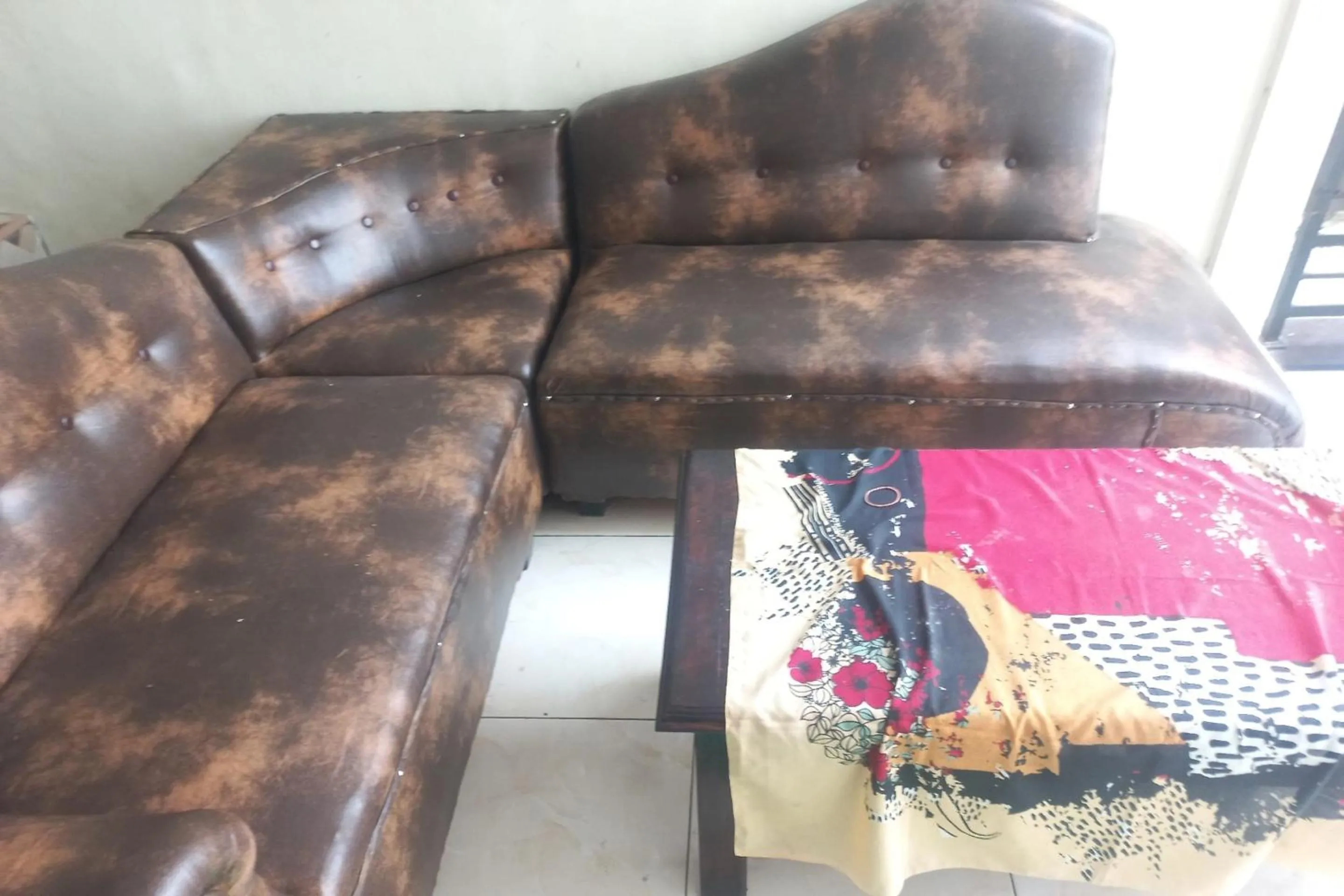 Lobby or reception in Hotel O Chimi Rumah Kost