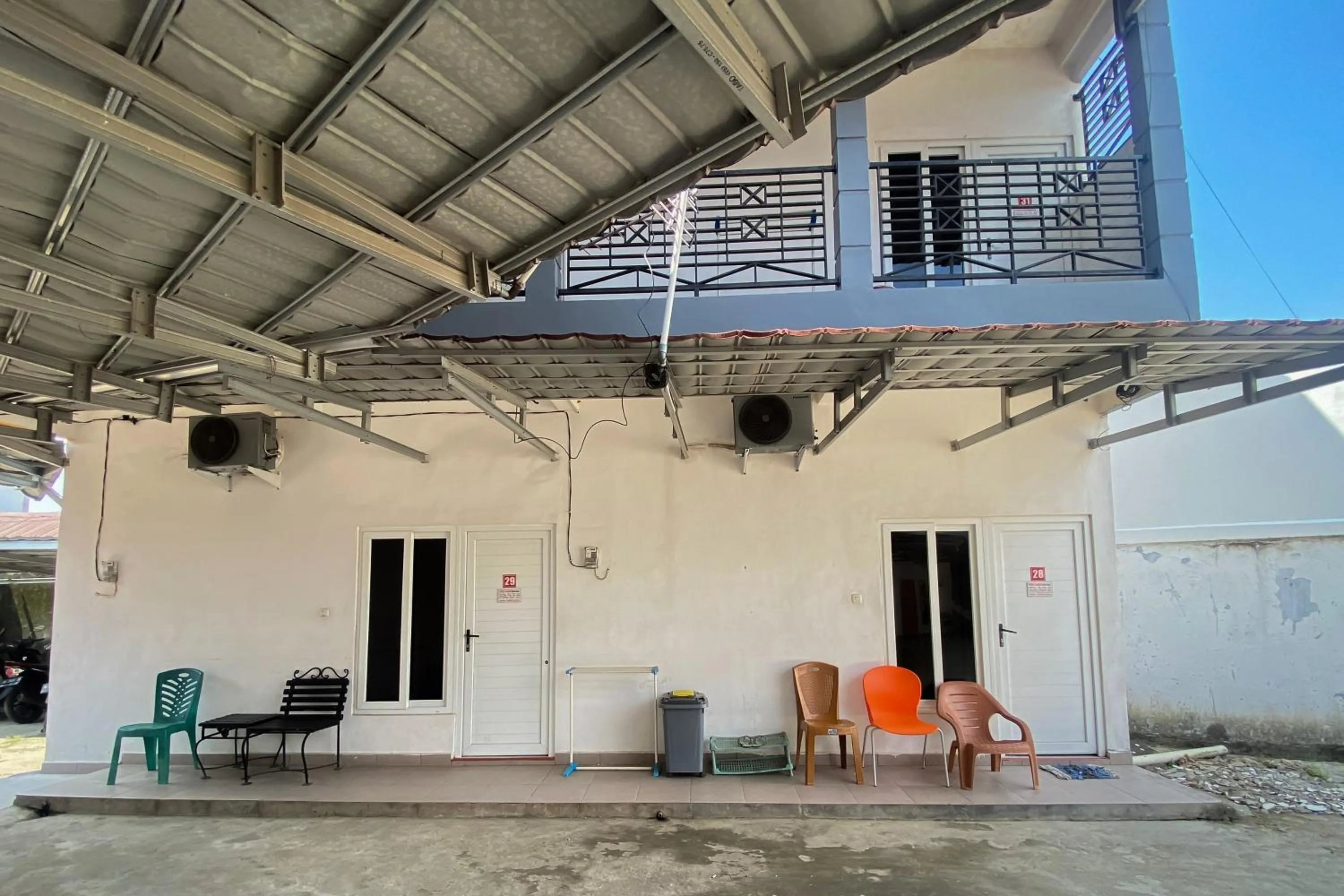 Property building in Wisma Al-Araf Syariah Mitra RedDoorz Palembang