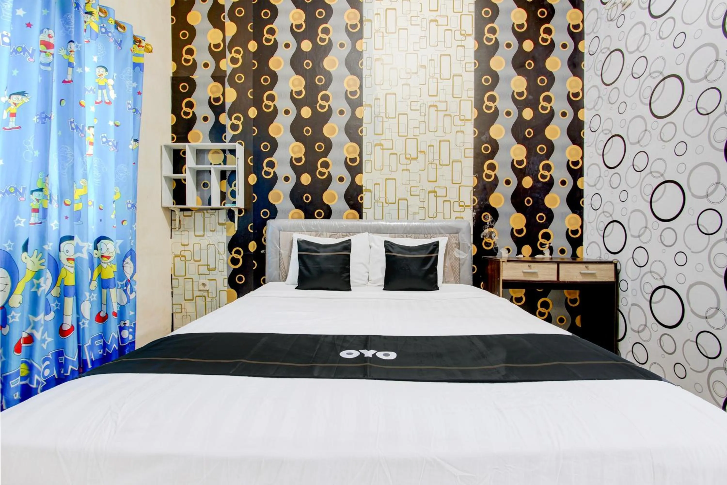 Bedroom in Capital O 93829 Alika Homestay Syariah