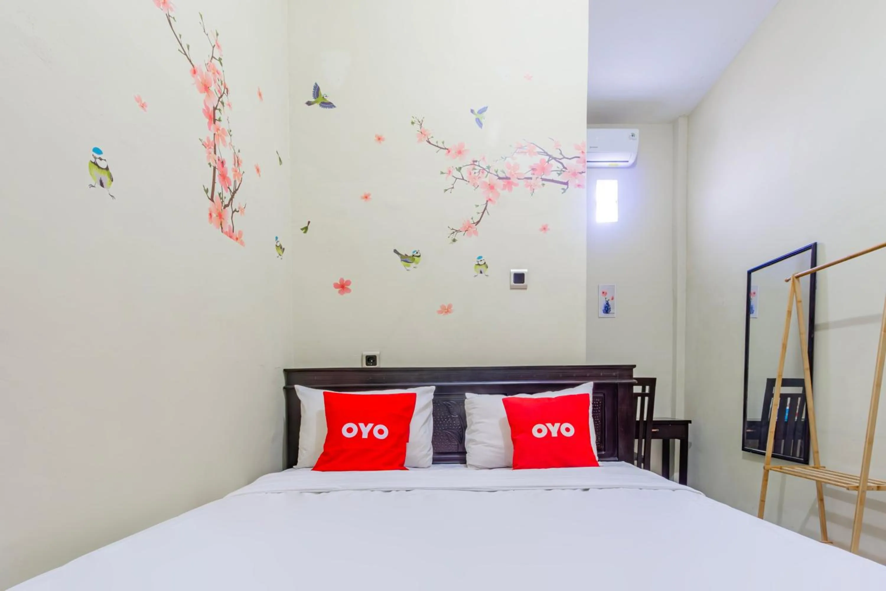 Bedroom in Hotel O Ipeda Family Residence