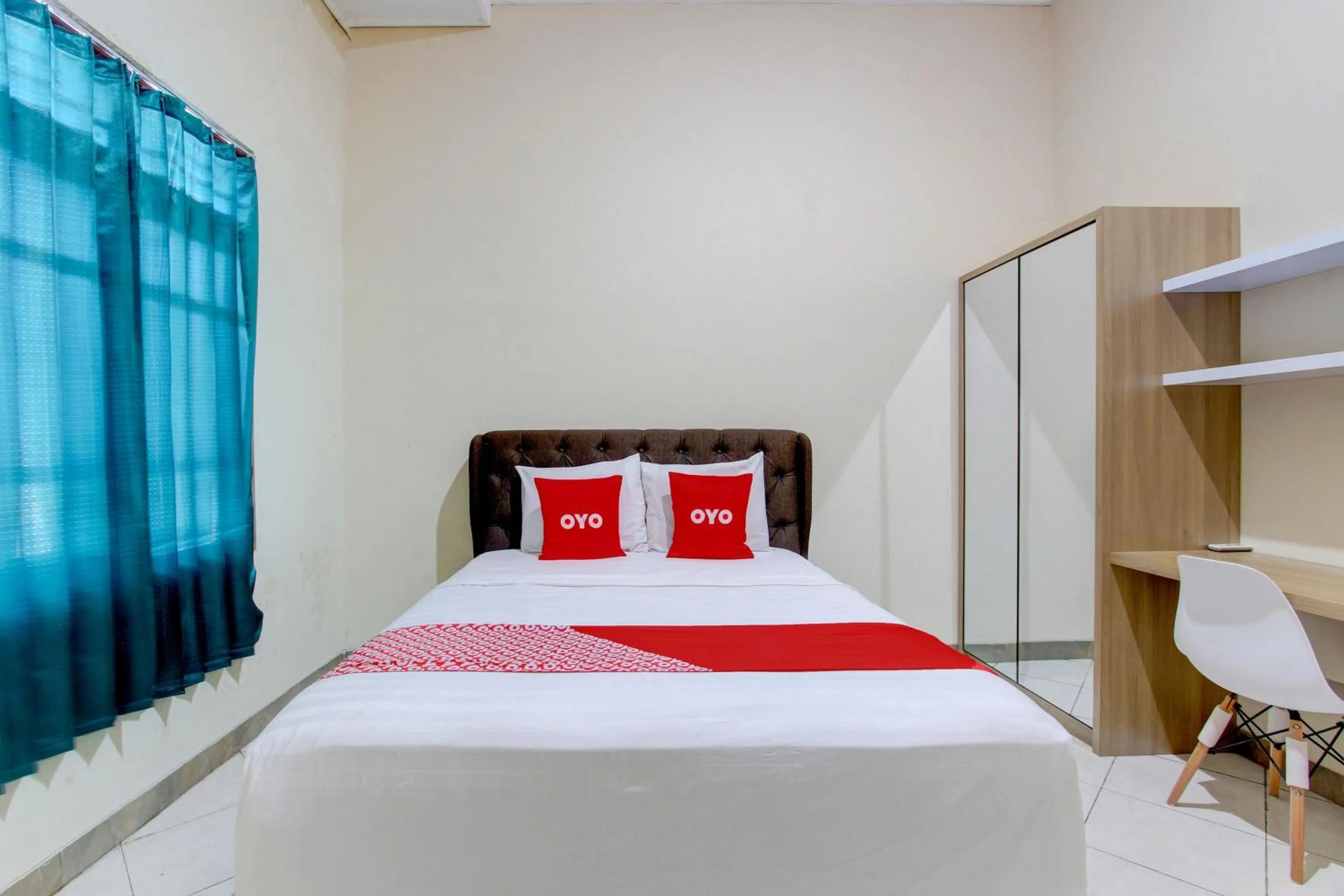 Bedroom, Bed in Hotel O Delia Inn Syariah