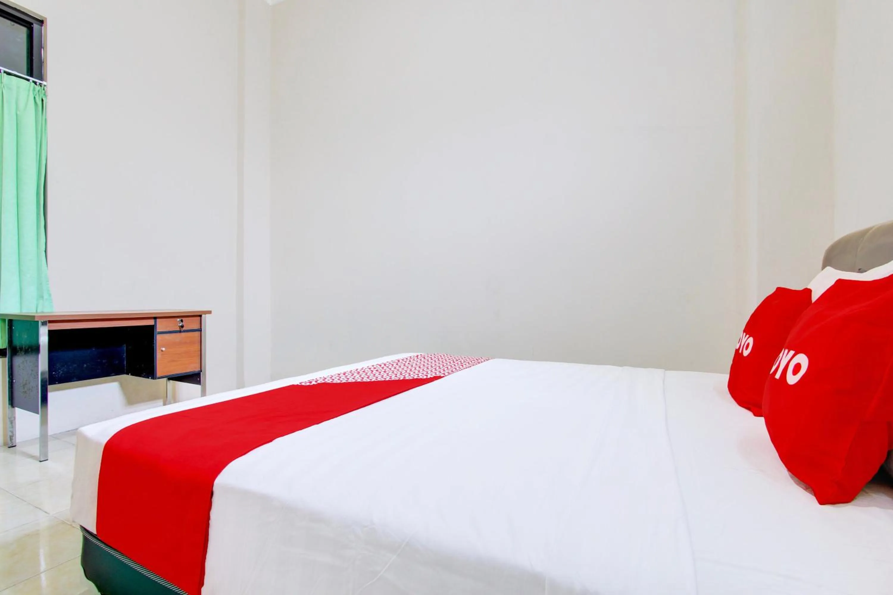 Bedroom, Bed in Hotel O Delia Inn Syariah