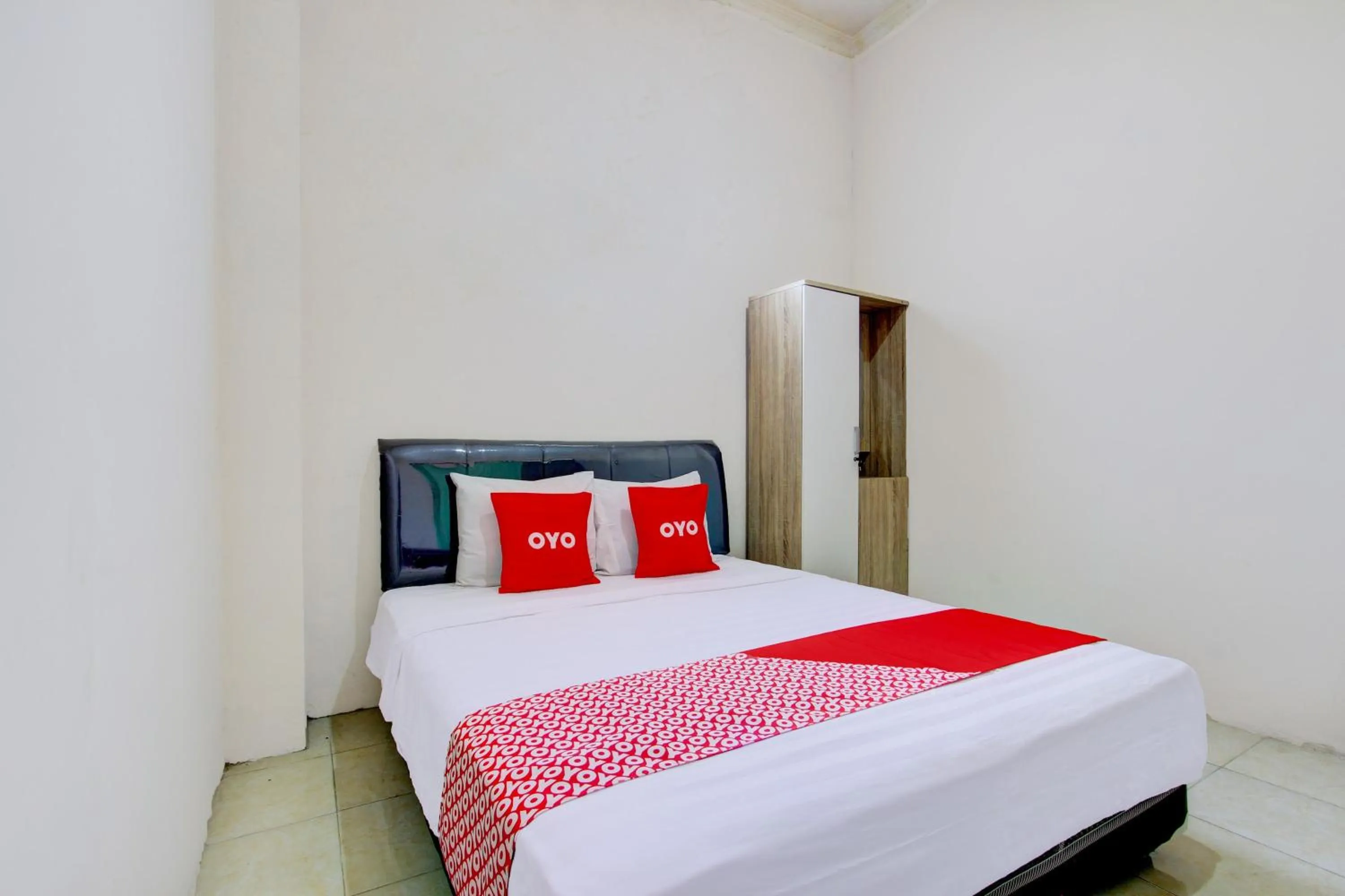 Bedroom, Bed in Hotel O Delia Inn Syariah