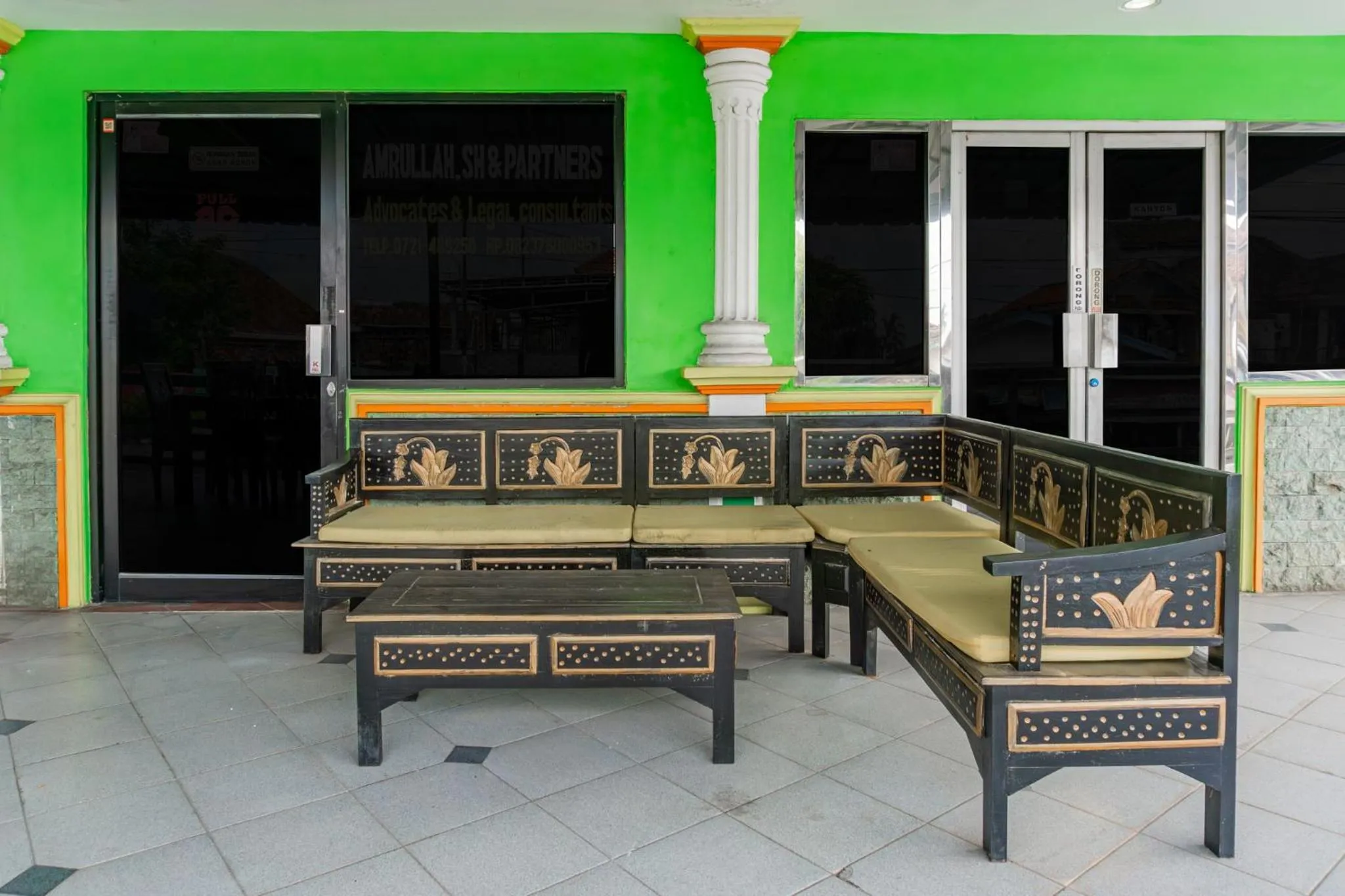 Lobby or reception in Hotel O Guest House Amanda Syariah