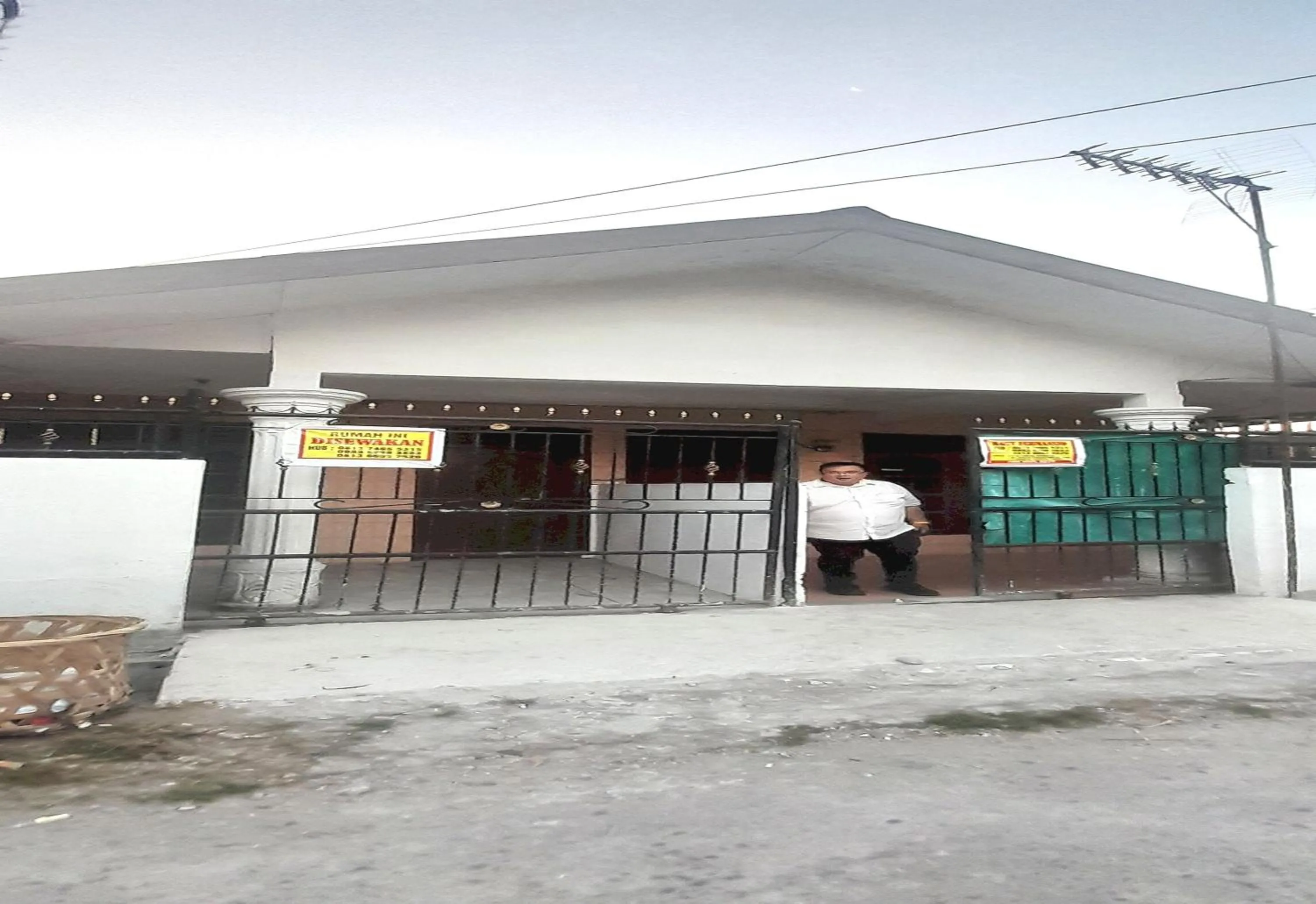 Property building in Hotel O Fermansio Homestay 2