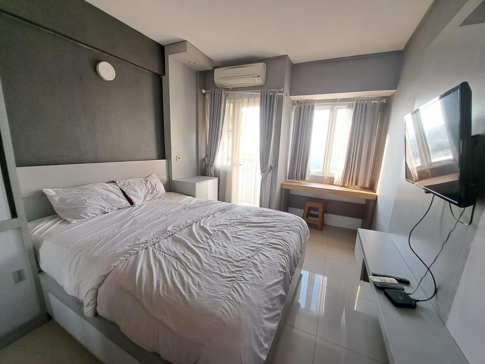 Bedroom, Bed in OYO Life 93855 Apartement The Jarrdin By Apt Property