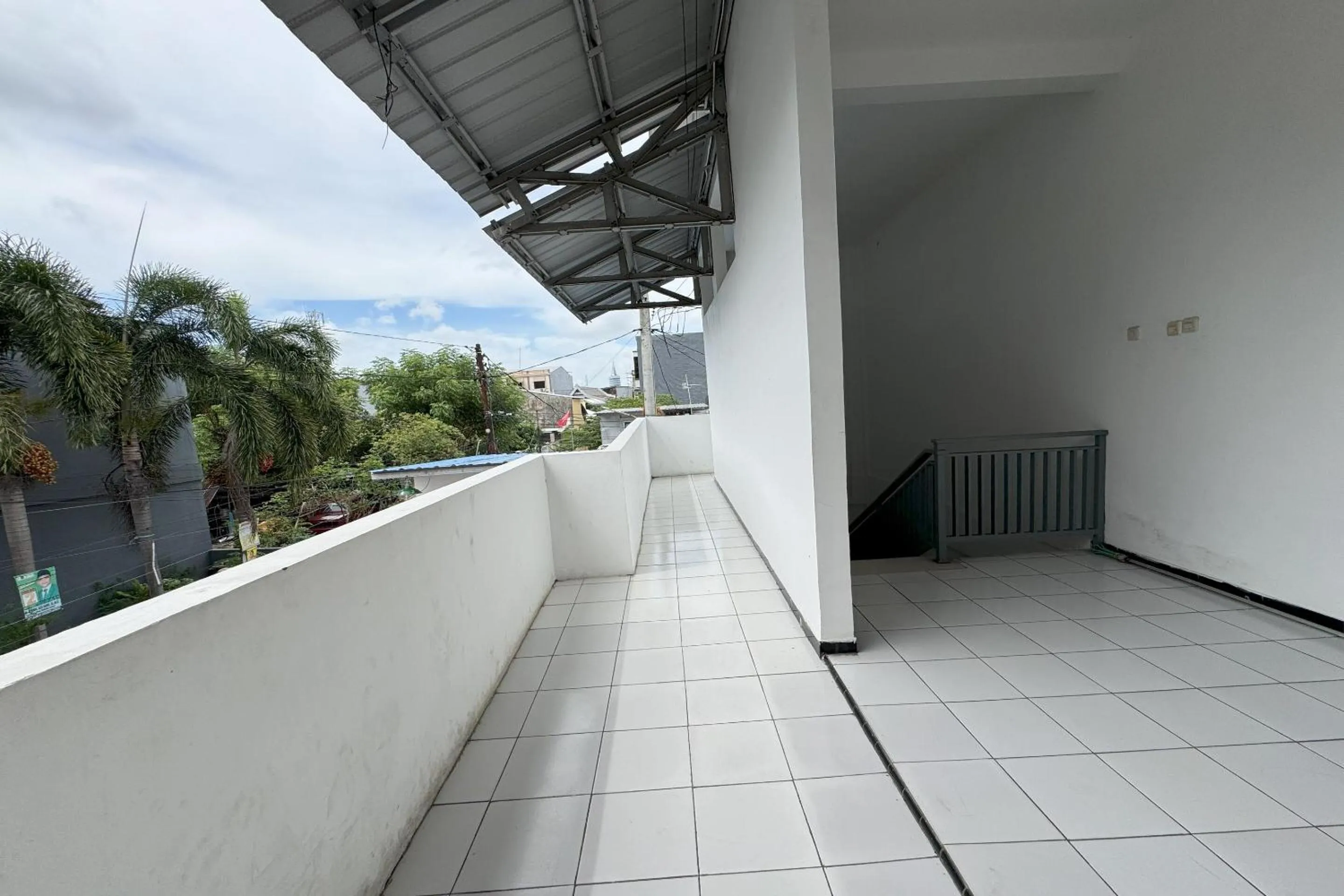 Lobby or reception in Hotel O Kost Reski 2 Near Tugu Perbatasan Takalar - Gowa