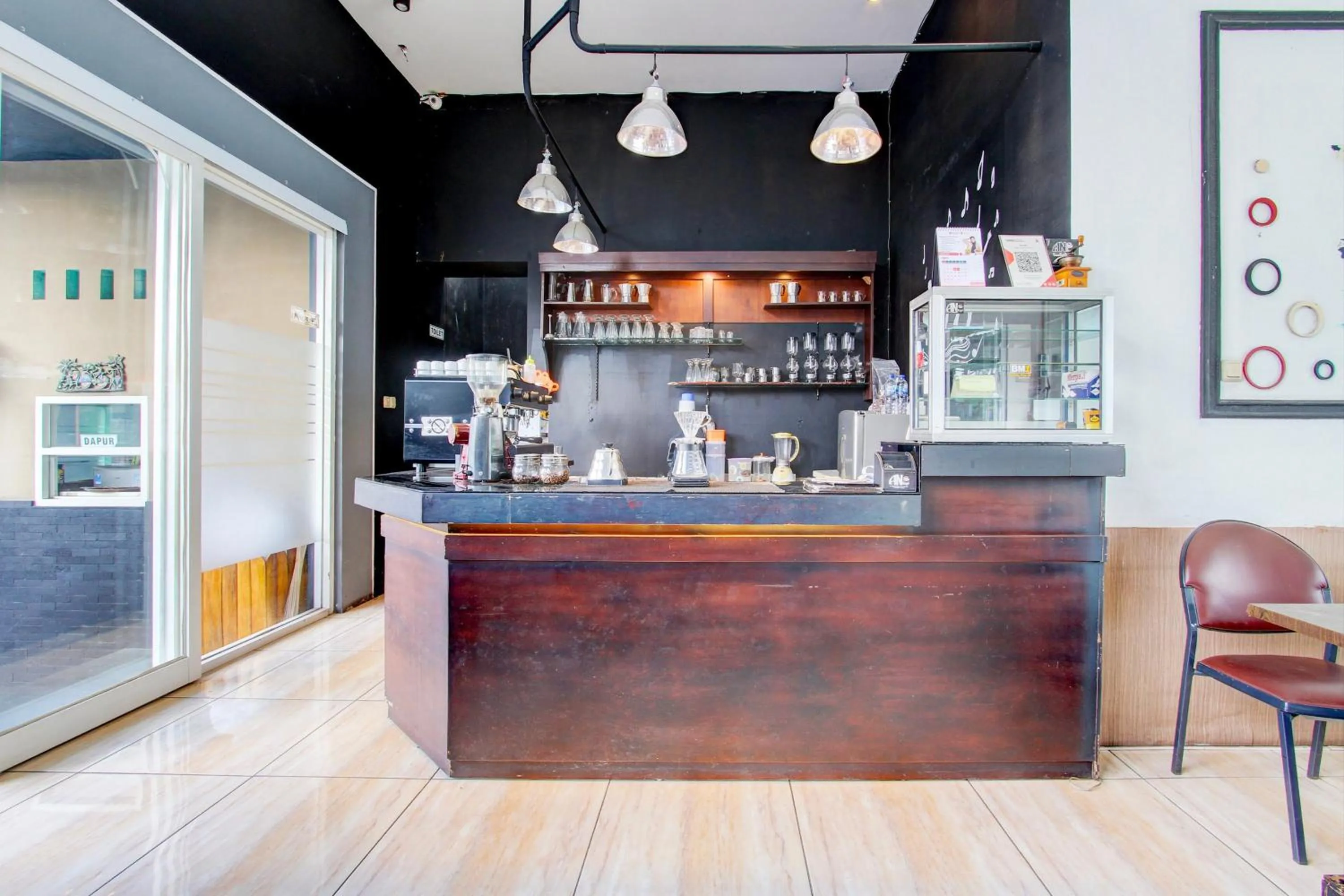 Lobby or reception in Hotel O Wonosobo Bunkbed