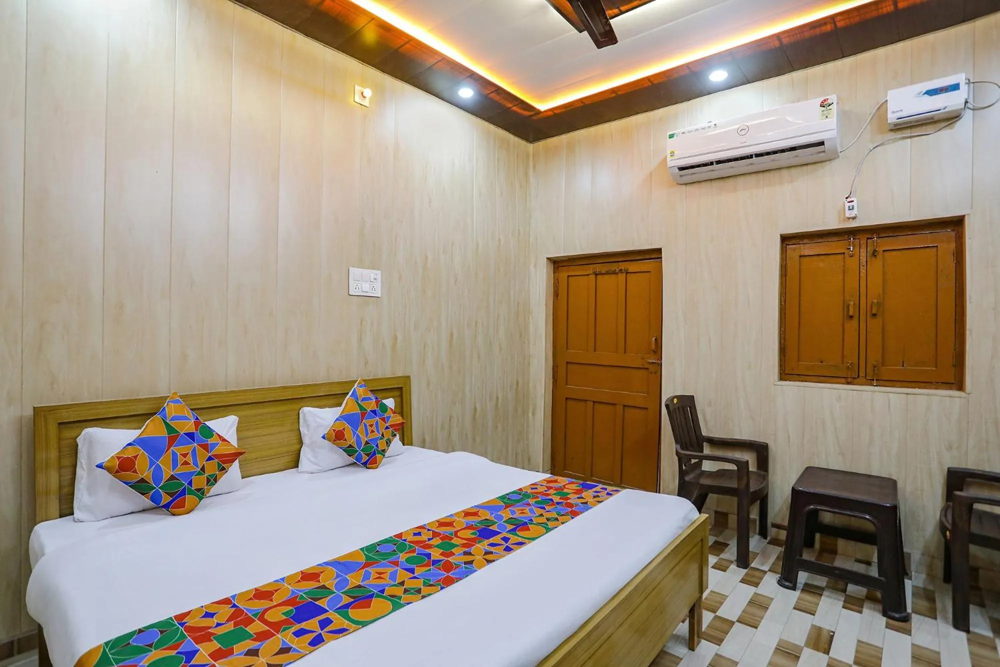 Via Shree Ram Aadhar 900 Mtr from Ram mandir