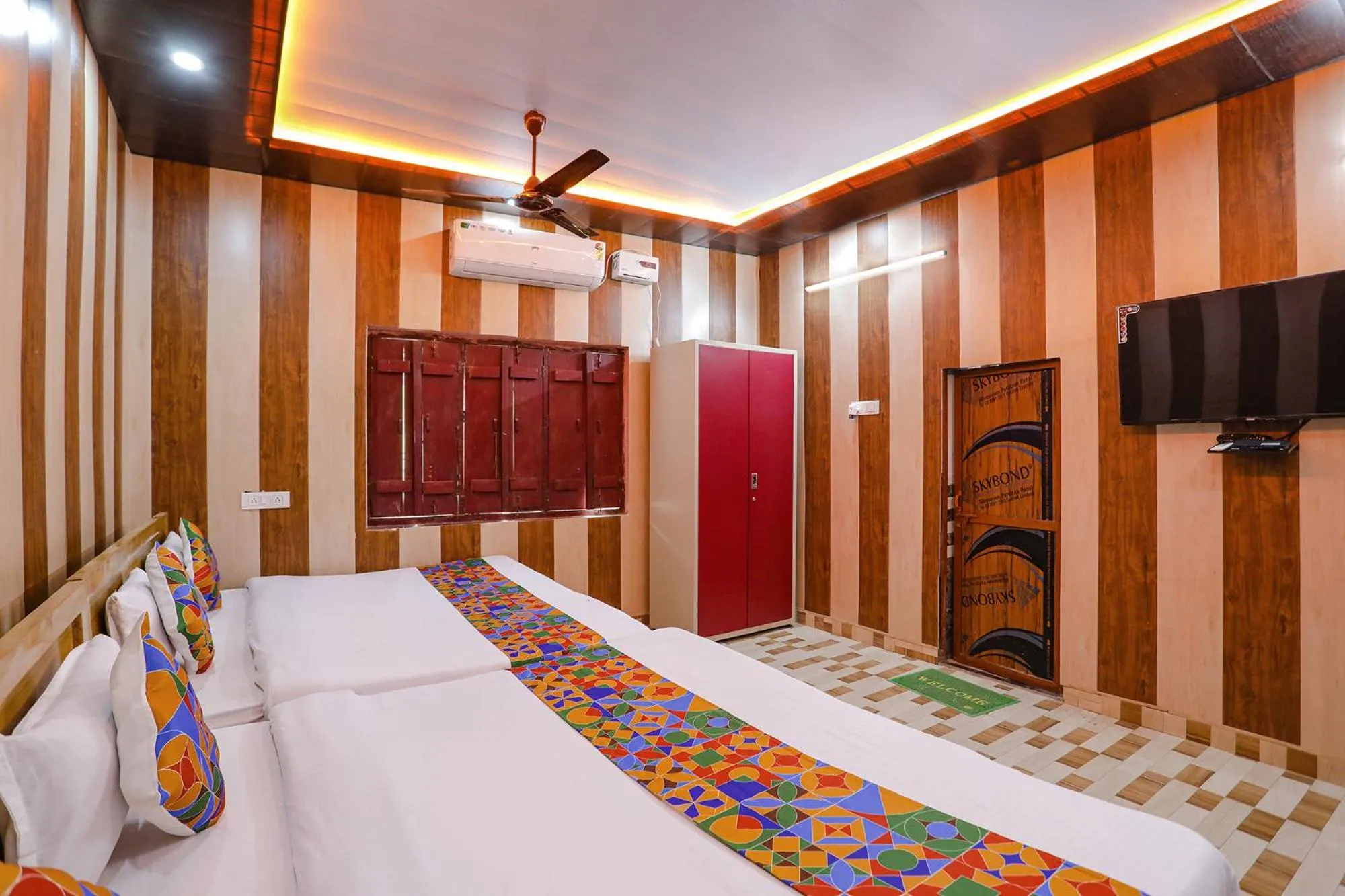 Bed in Via Shree Ram Aadhar 900 Mtr from Ram mandir