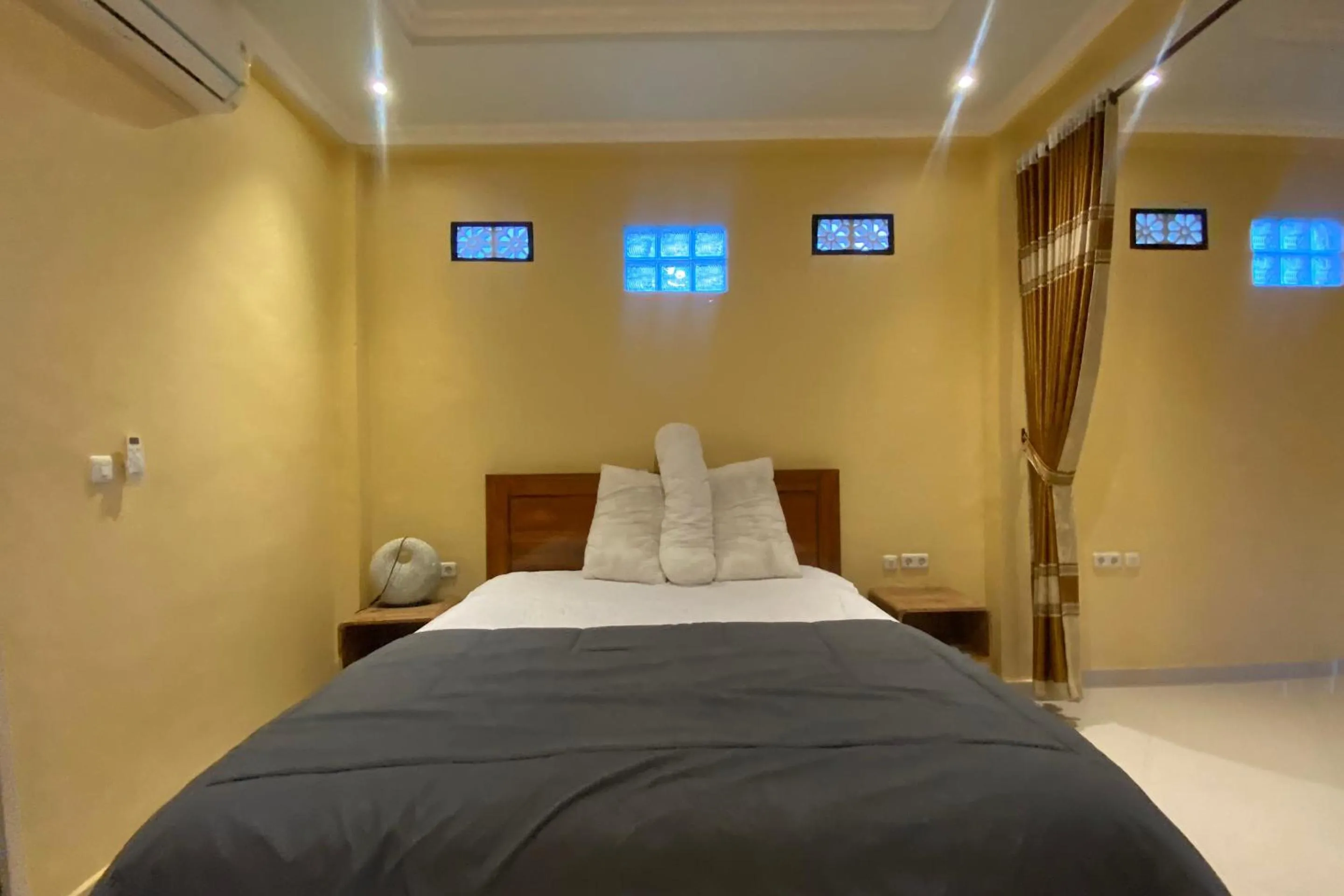 Bedroom, Bed in Capital O 93844 Arta Adi Homestay NearBali Zoo