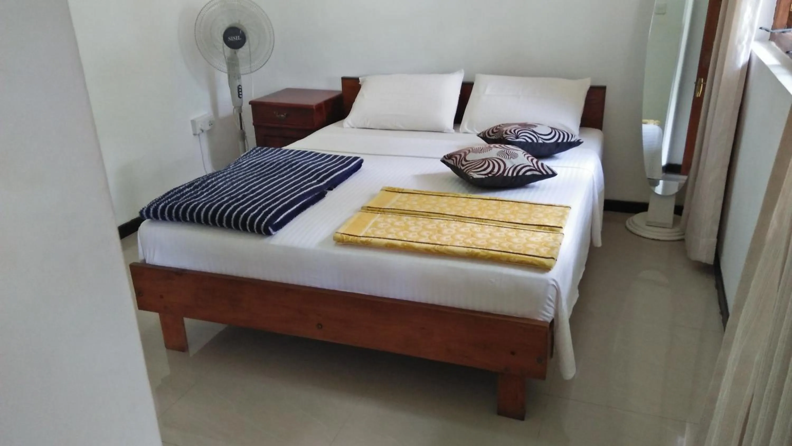 Bed in 59B Rest Inn Ella