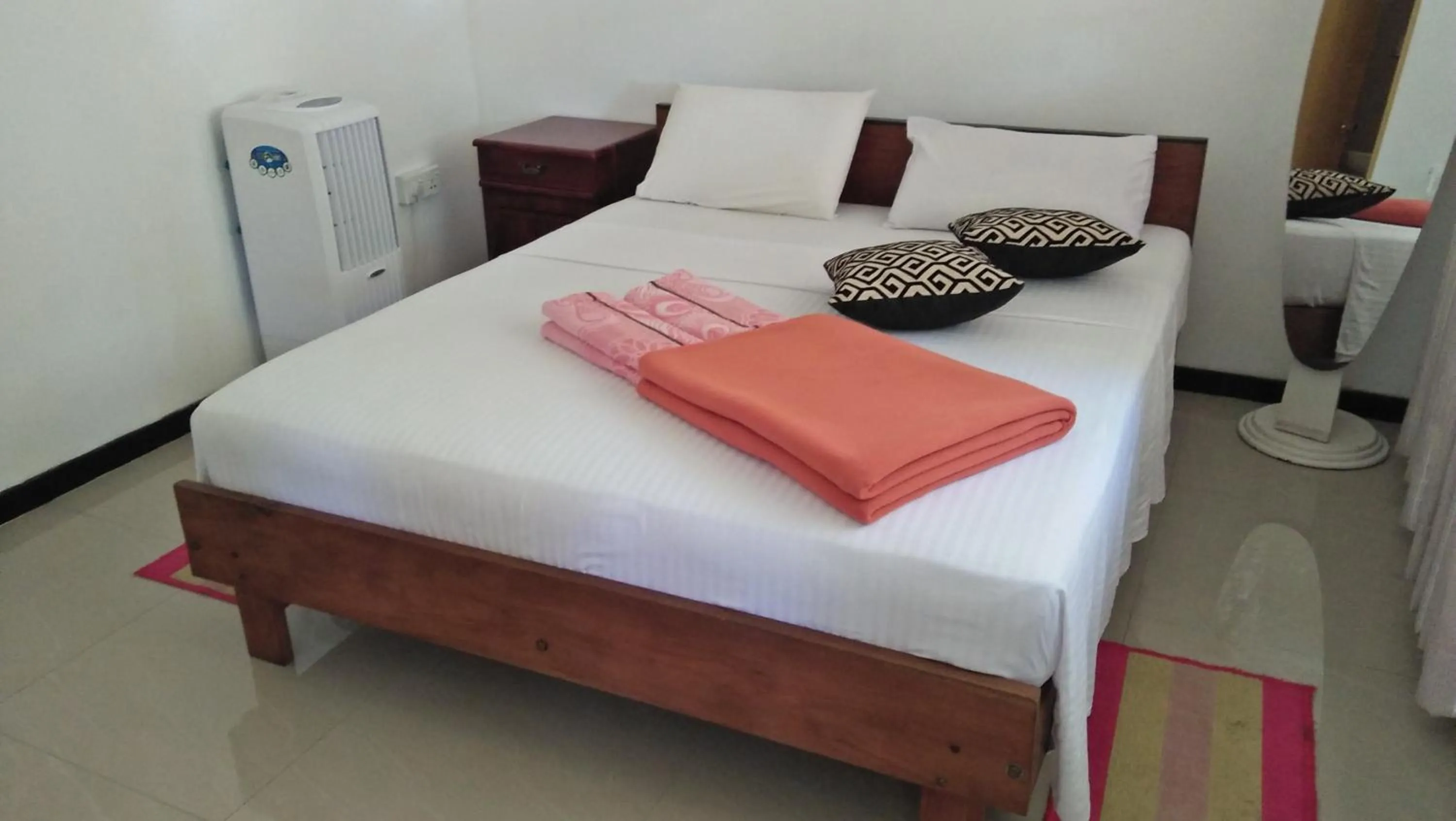 Bed in 59B Rest Inn Ella