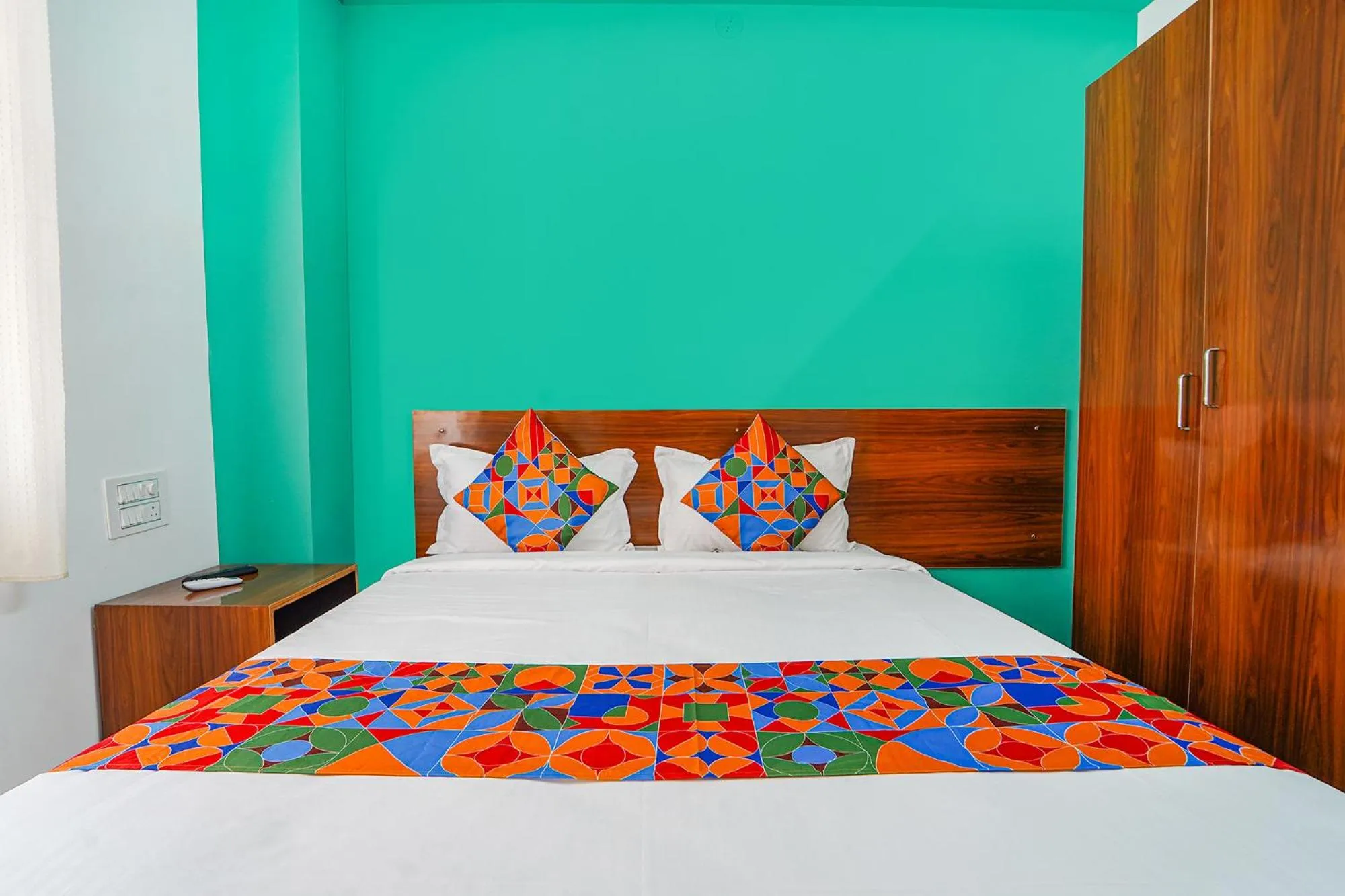 Bed in Via Metro Suites - Nr ESI Hospital