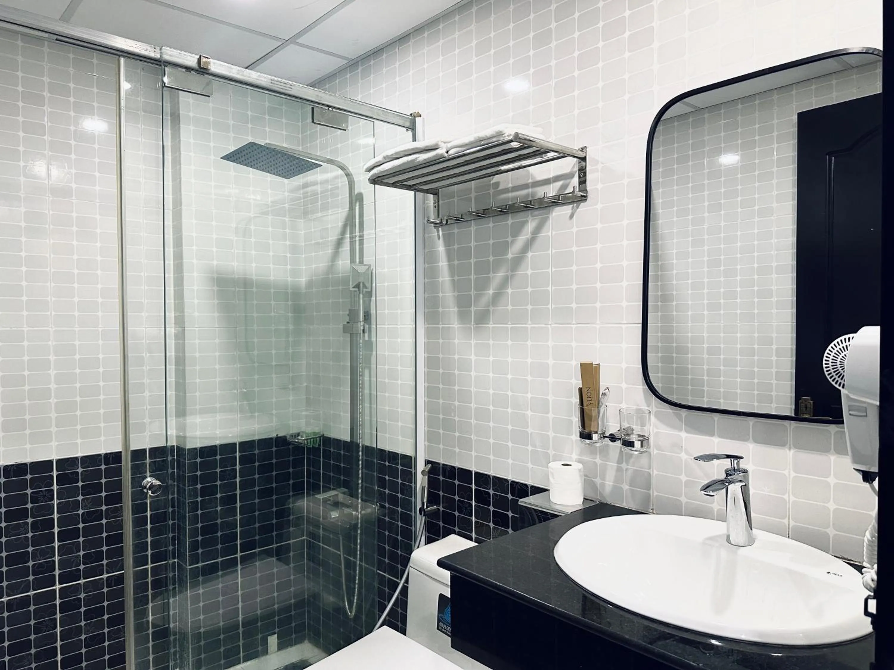 Shower in LION 8 Hotel