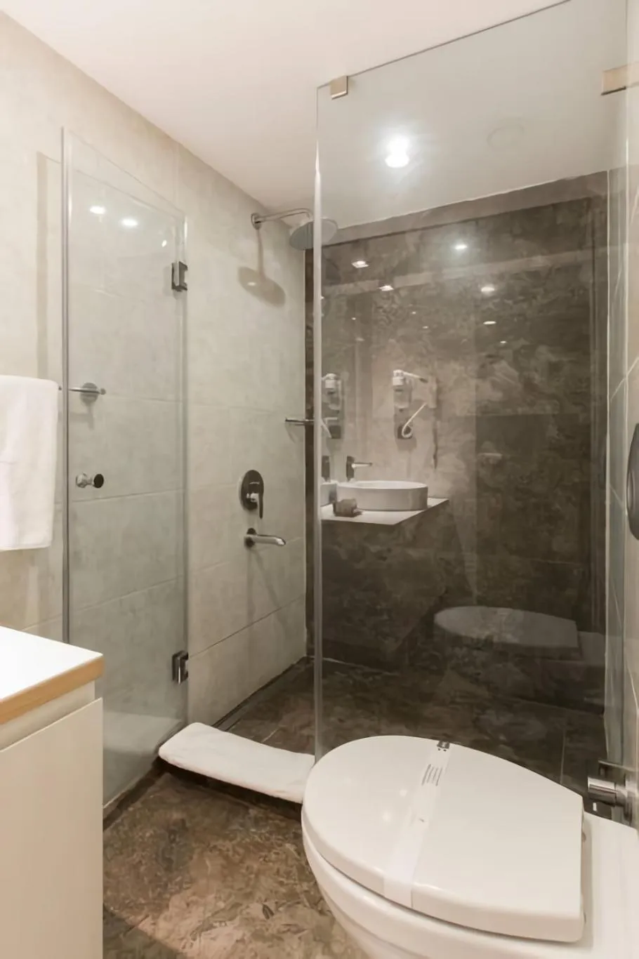 Bathroom in Carina Park Suites Nisantasi