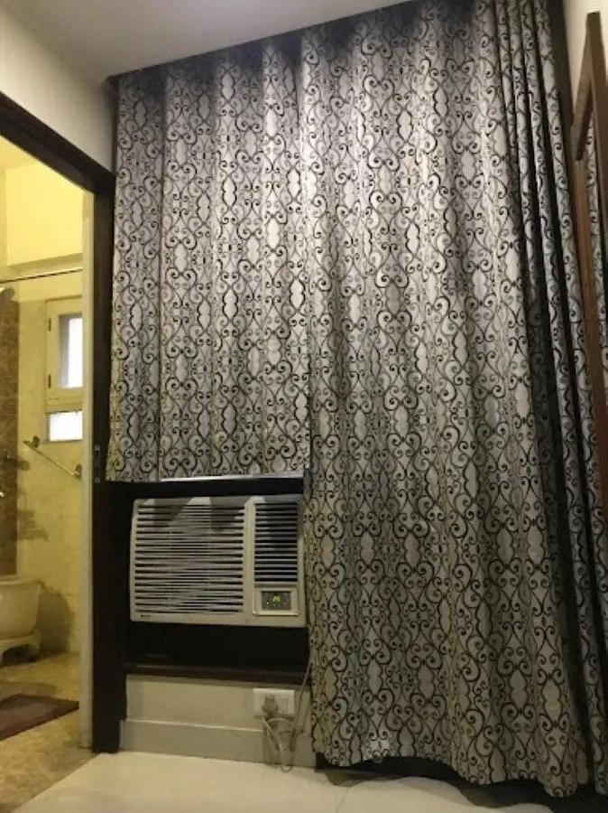 Property building in Hotel Rainbow Ghaziabad