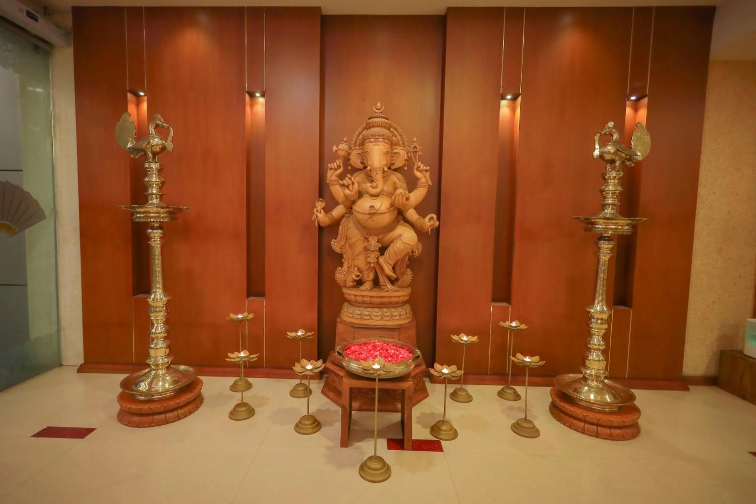 Lobby or reception in THE SEASHORE HOTEL